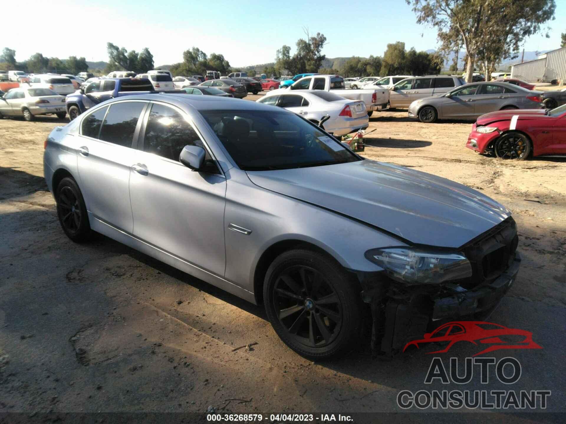 BMW 5 SERIES 2015 - WBA5A5C54FD520563