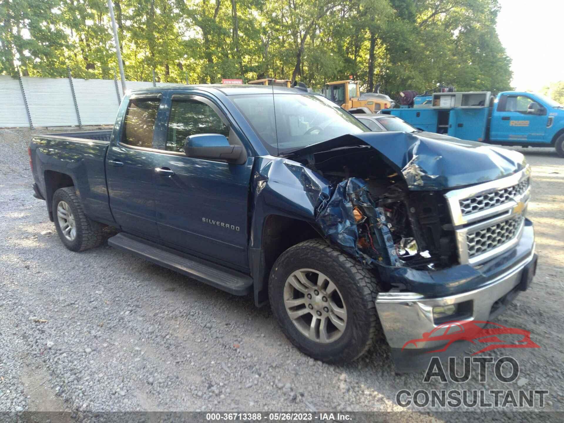 CHEVROLET SILVERADO 1500 2015 - 1GCVKREC8FZ185118
