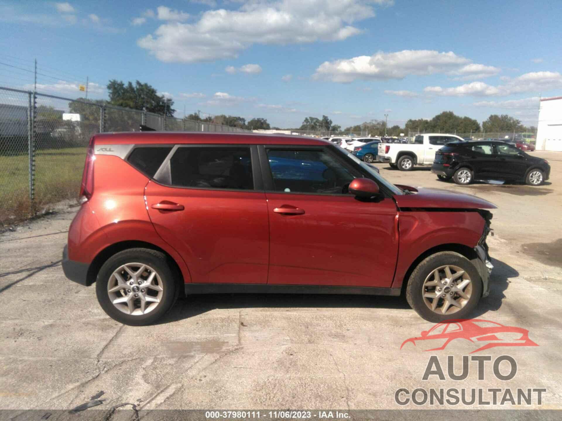 KIA SOUL 2021 - KNDJ23AU1M7770481