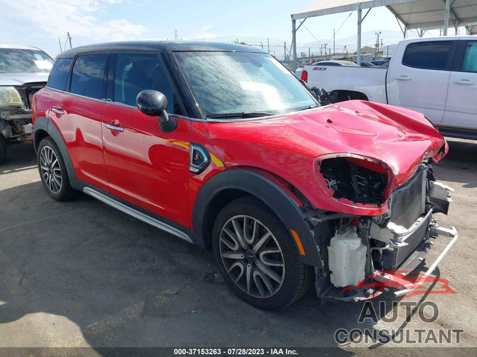 MINI COUNTRYMAN 2018 - WMZYT3C37J3E00951