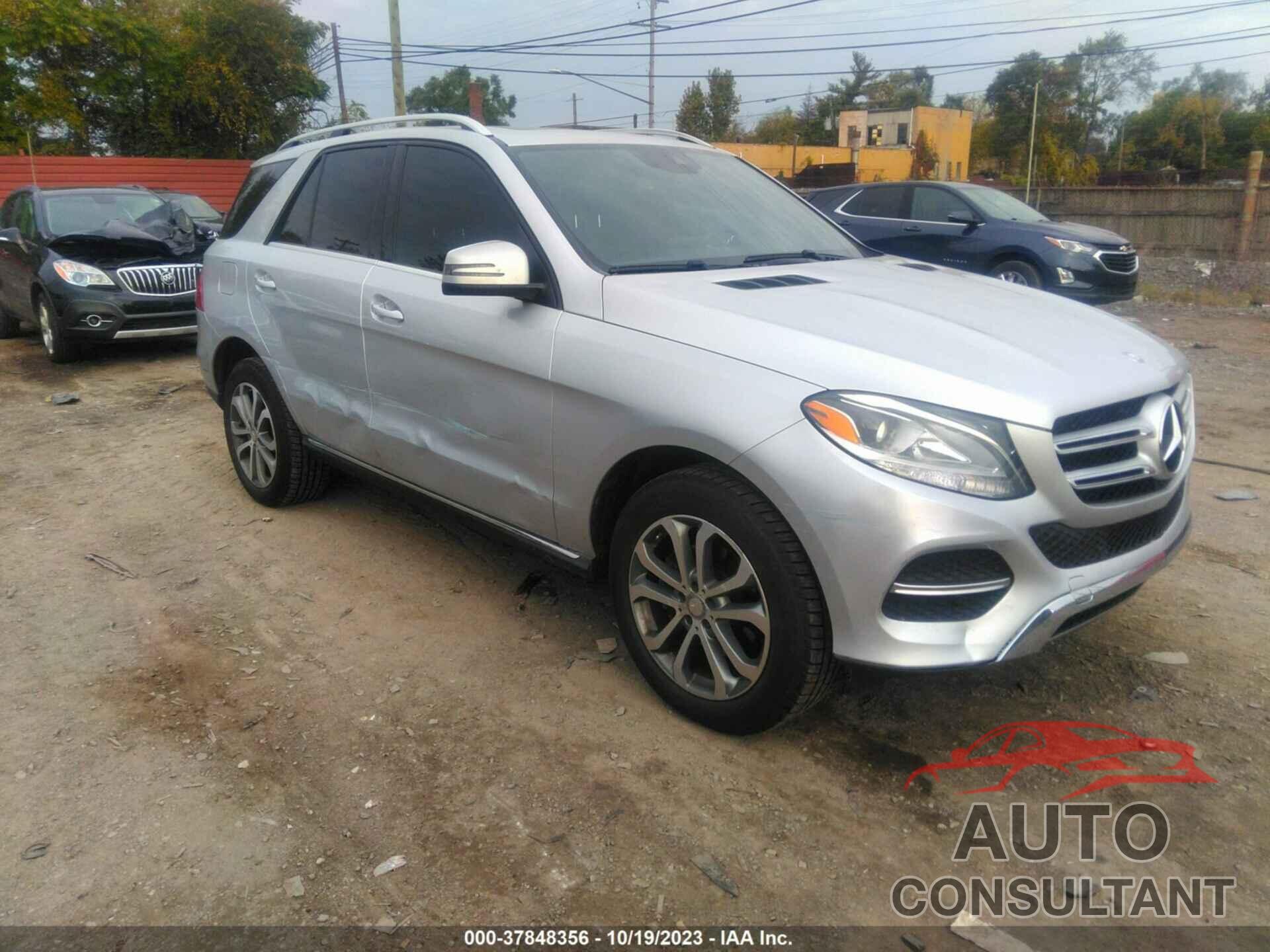 MERCEDES-BENZ GLE 350 2016 - 4JGDA5HB8GA661289