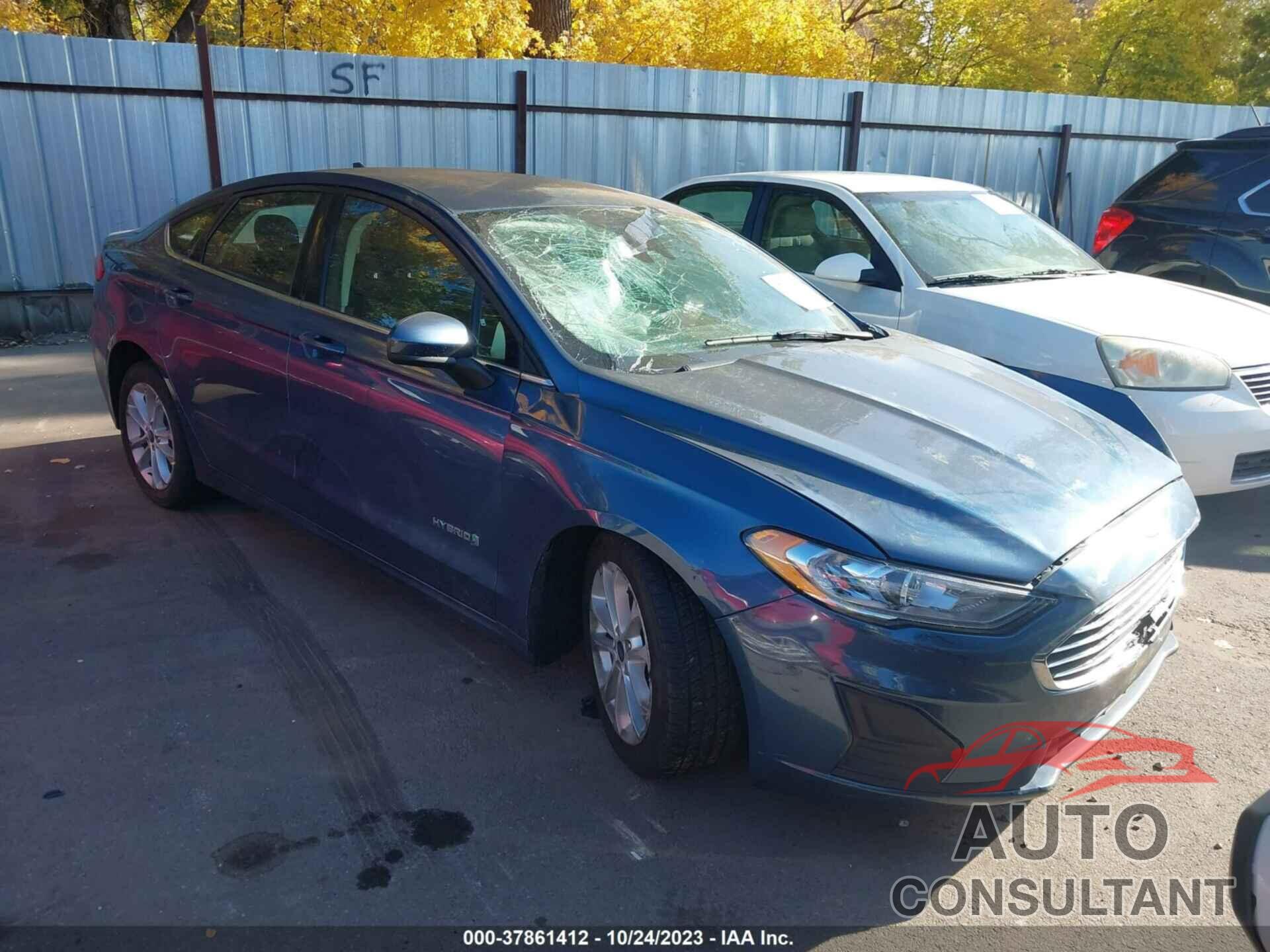 FORD FUSION HYBRID 2019 - 3FA6P0LUXKR172937