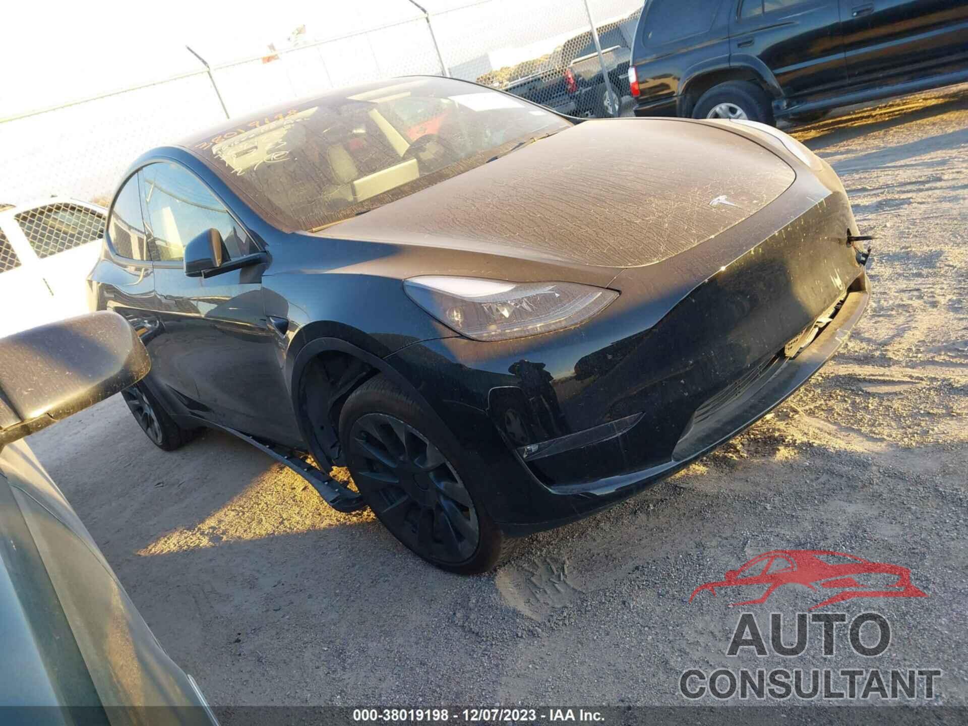 TESLA MODEL Y 2023 - 7SAYGAEE3PF877119