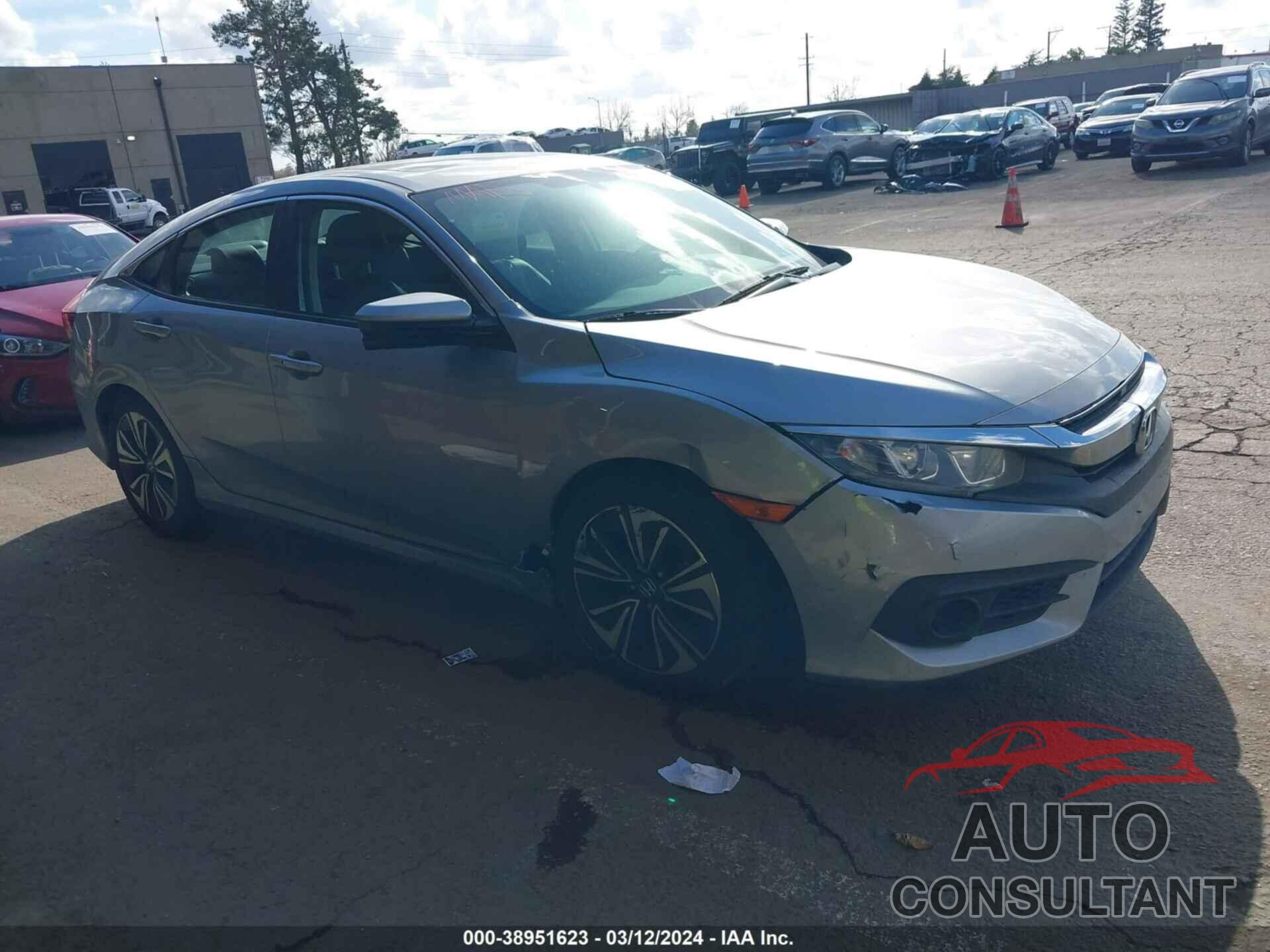 HONDA CIVIC 2018 - 19XFC1F74JE001625