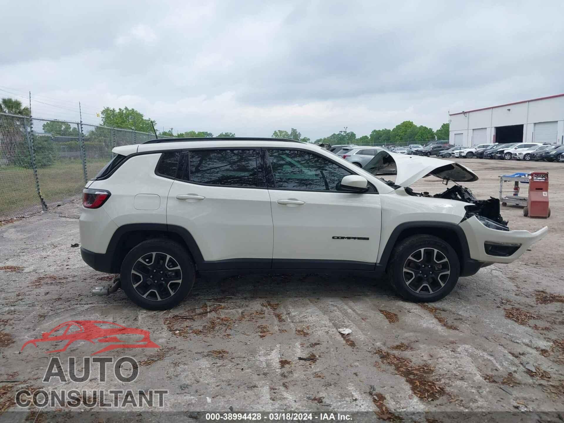 JEEP COMPASS 2019 - 3C4NJDAB2KC847019