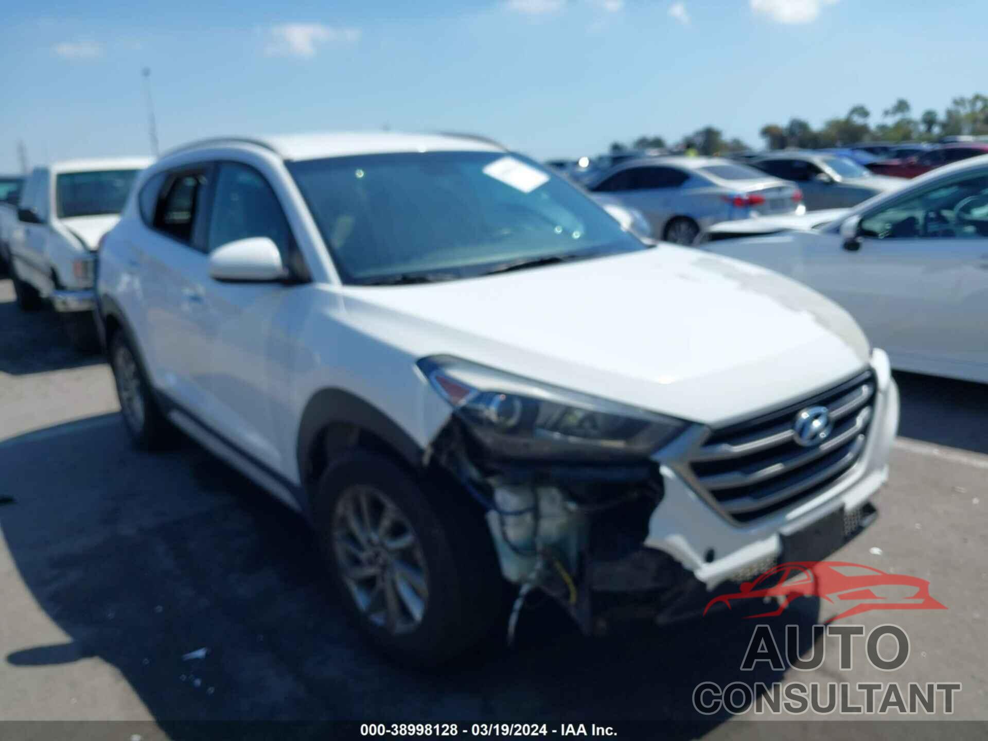 HYUNDAI TUCSON 2018 - KM8J33A44JU710359