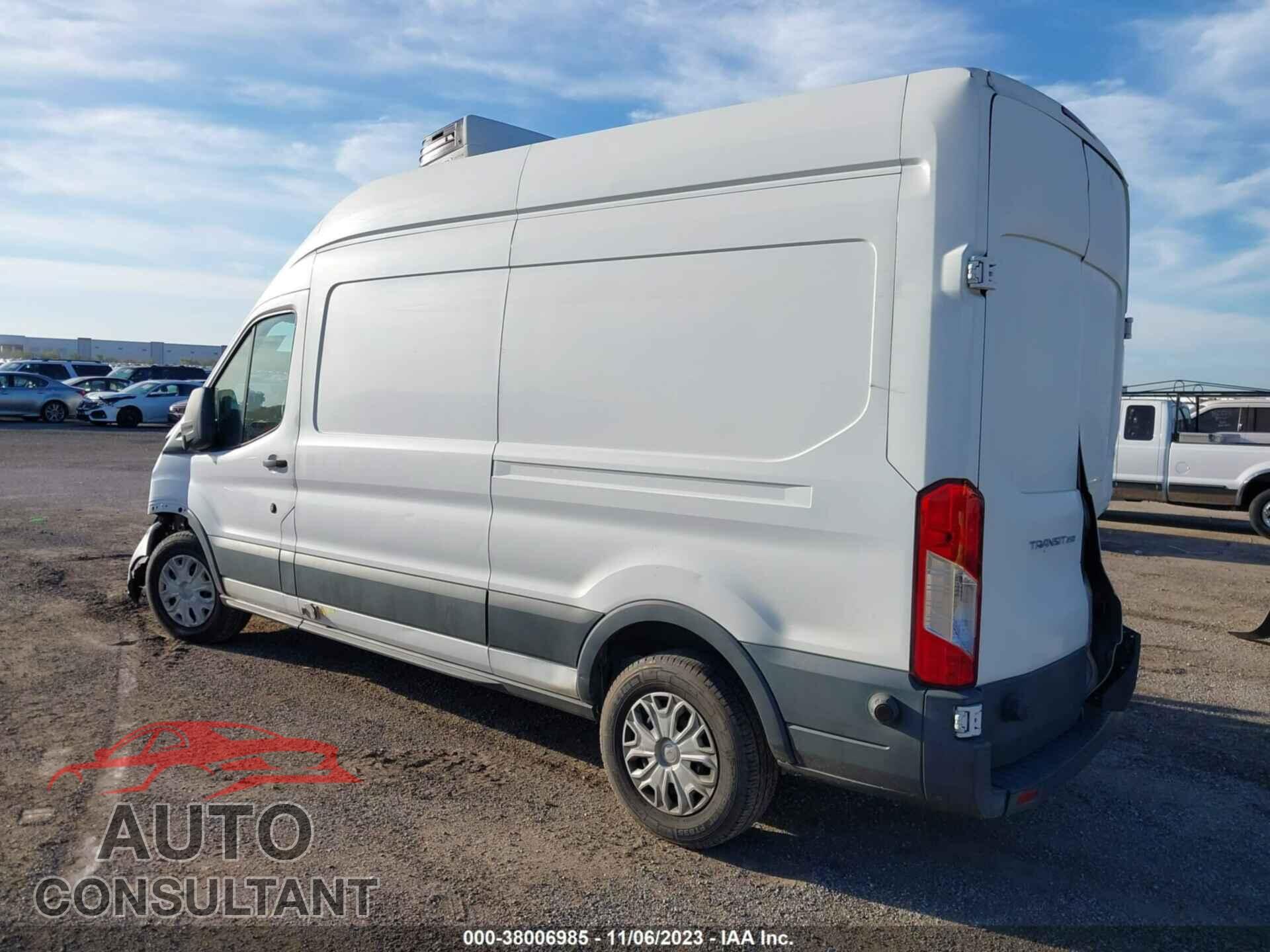 FORD TRANSIT 2017 - 1FTYR2XM1HKB06843