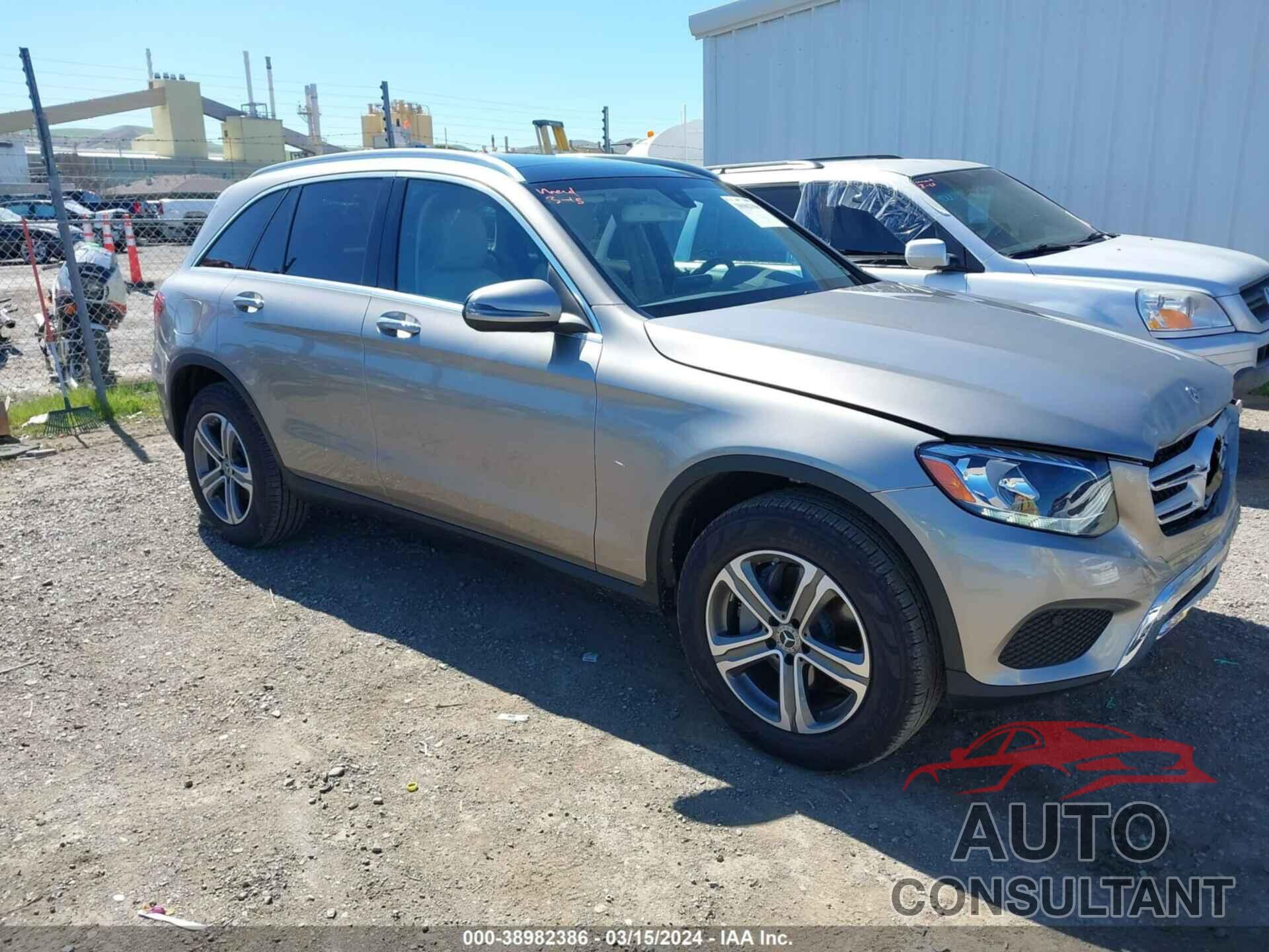 MERCEDES-BENZ GLC 300 2019 - WDC0G4JB4KV179677