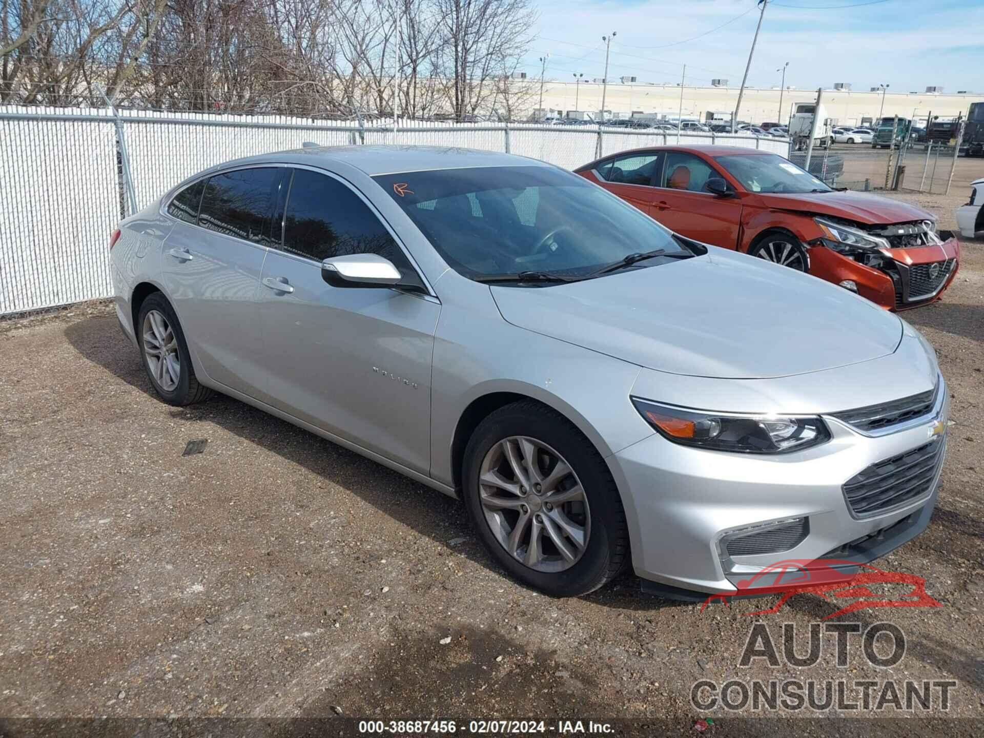 CHEVROLET MALIBU 2017 - 1G1ZE5ST2HF250371