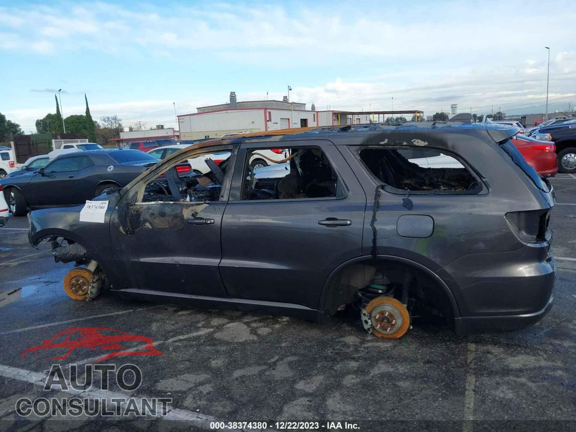 DODGE DURANGO 2018 - 1C4RDJDG1JC219395