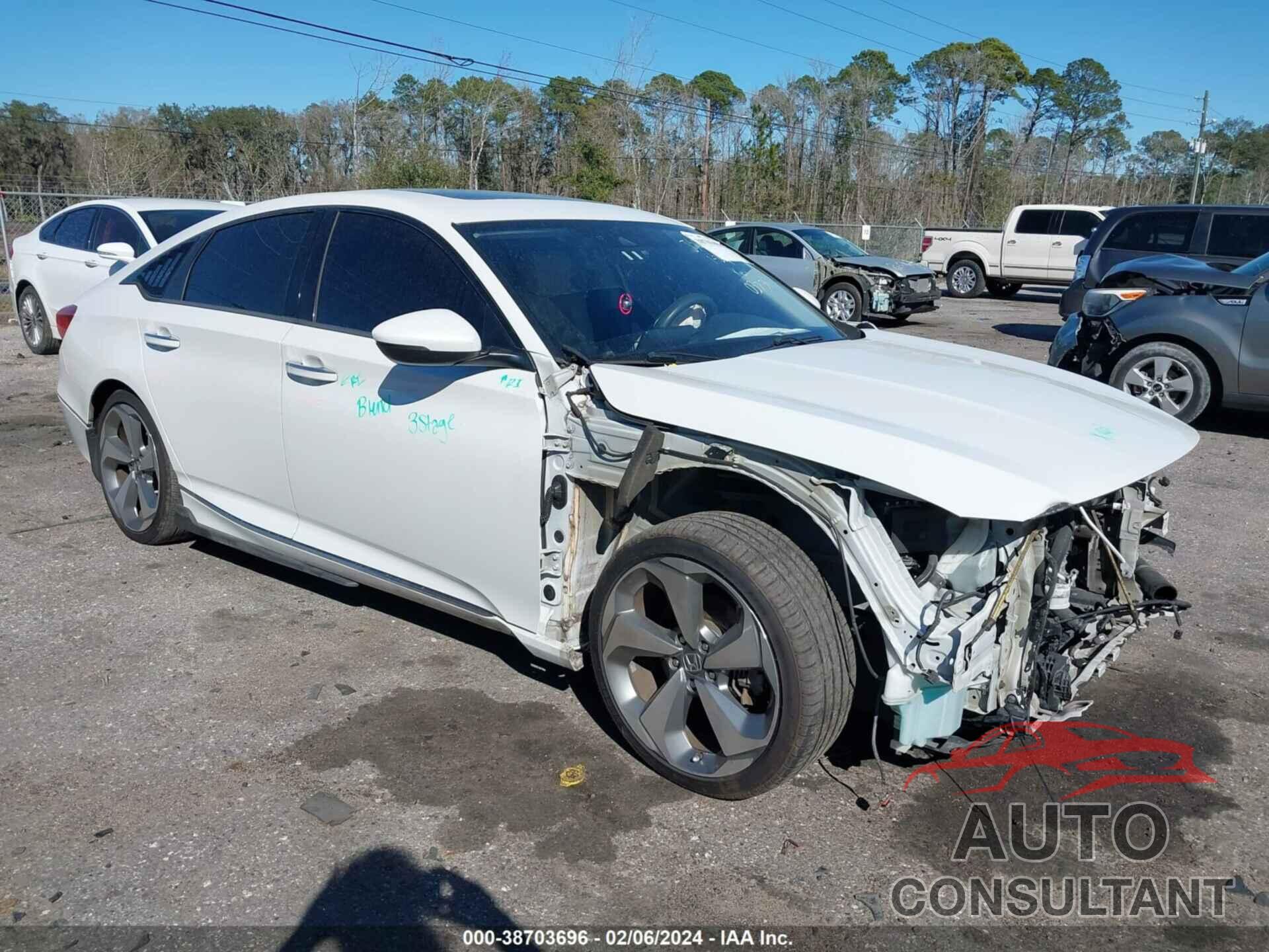 HONDA ACCORD 2018 - 1HGCV2F9XJA037361