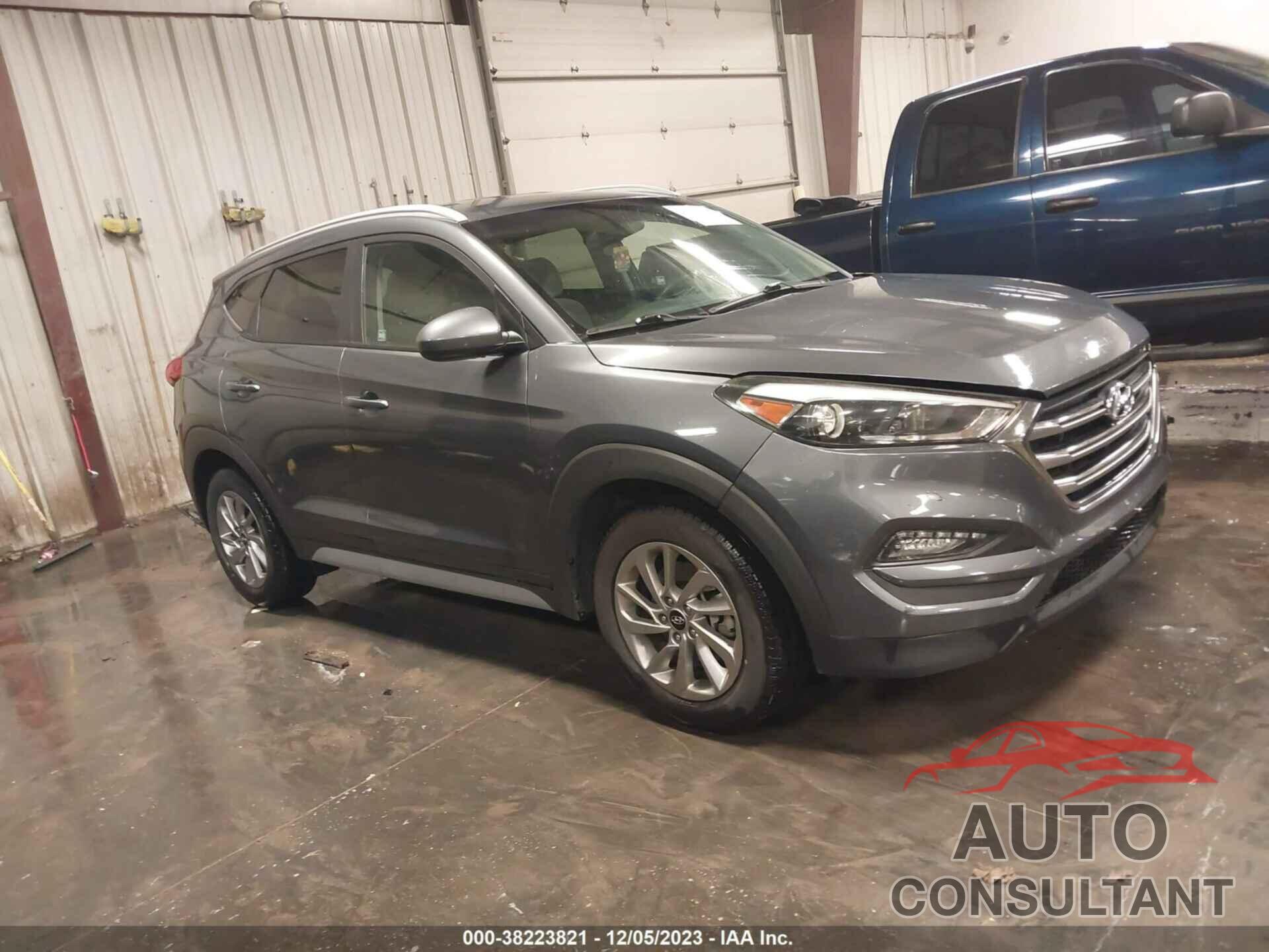 HYUNDAI TUCSON 2018 - KM8J33A4XJU663628