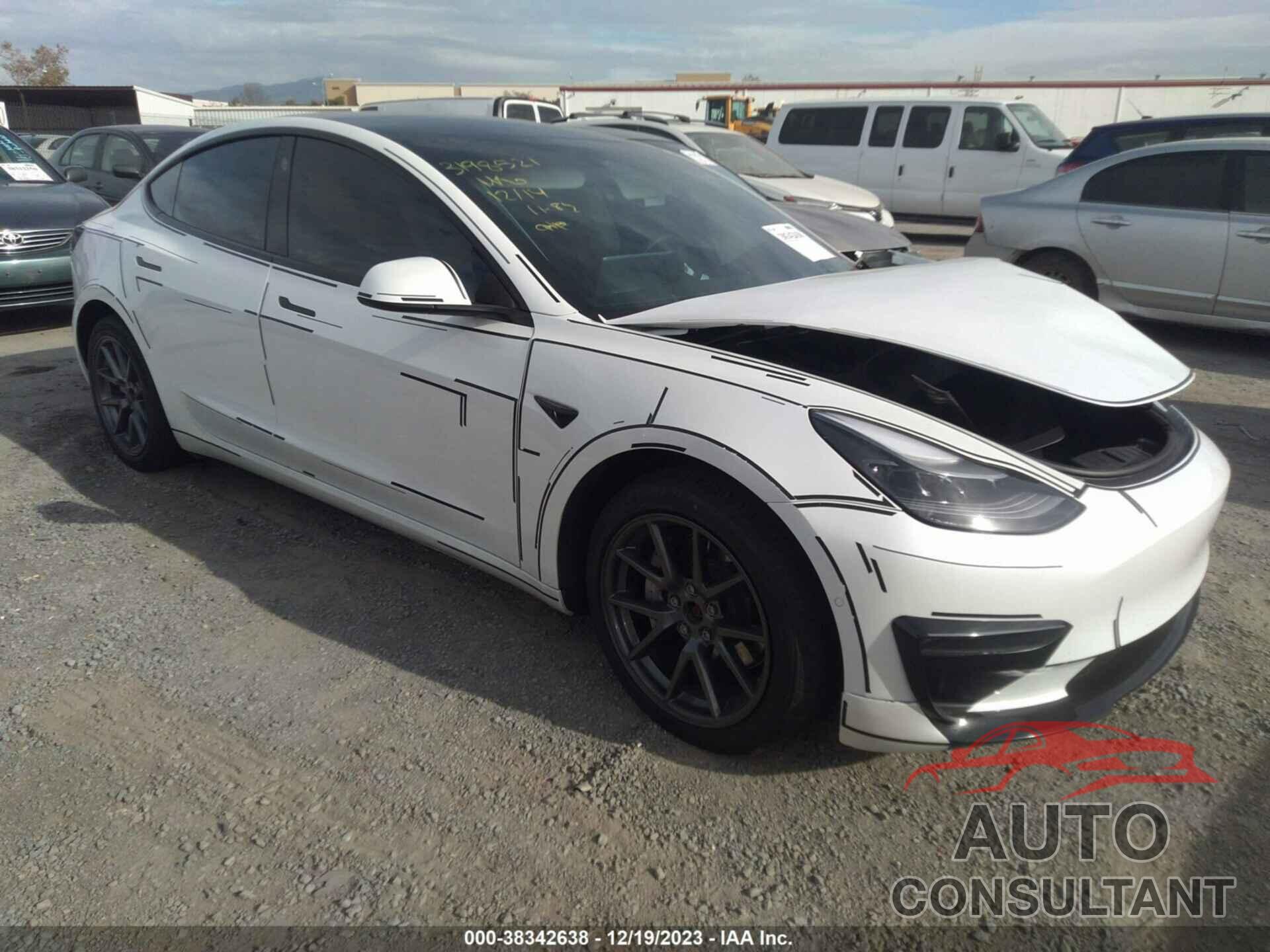 TESLA MODEL 3 2022 - 5YJ3E1EB3NF180842