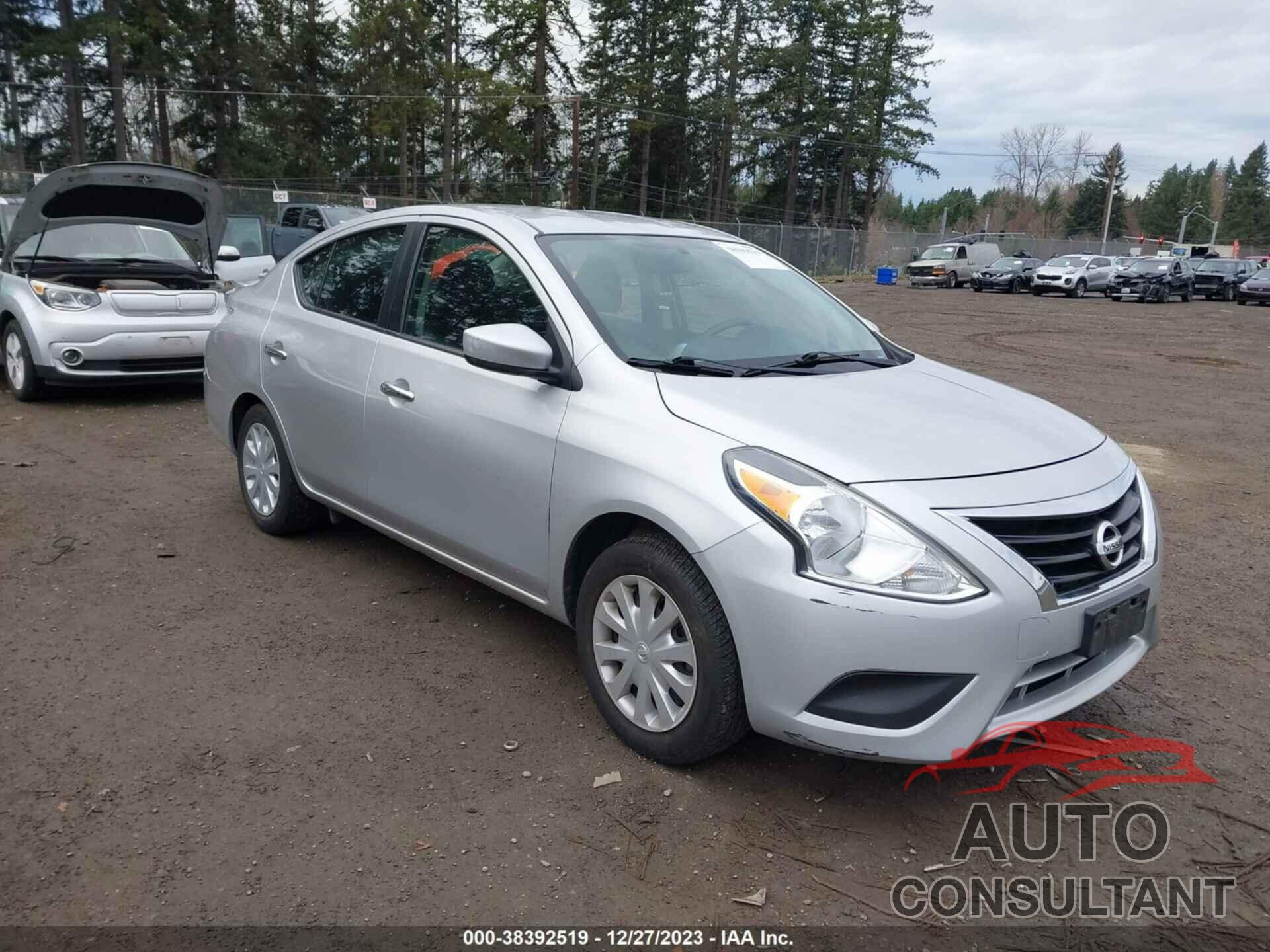 NISSAN VERSA 2017 - 3N1CN7APXHL877194