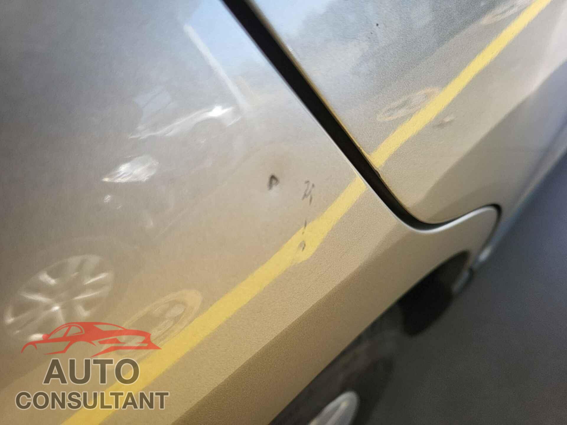 SUBARU OUTBACK 2018 - 4S4BSAFC9J3326045