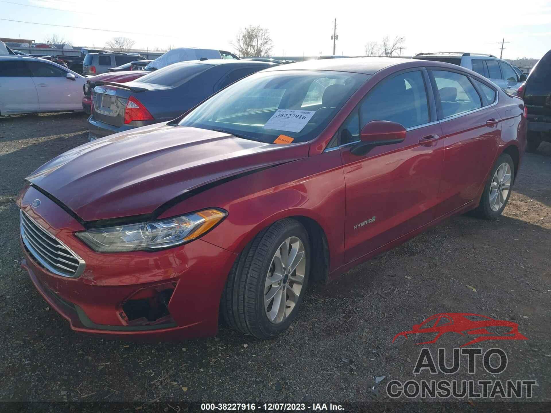 FORD FUSION HYBRID 2019 - 3FA6P0LU9KR204891