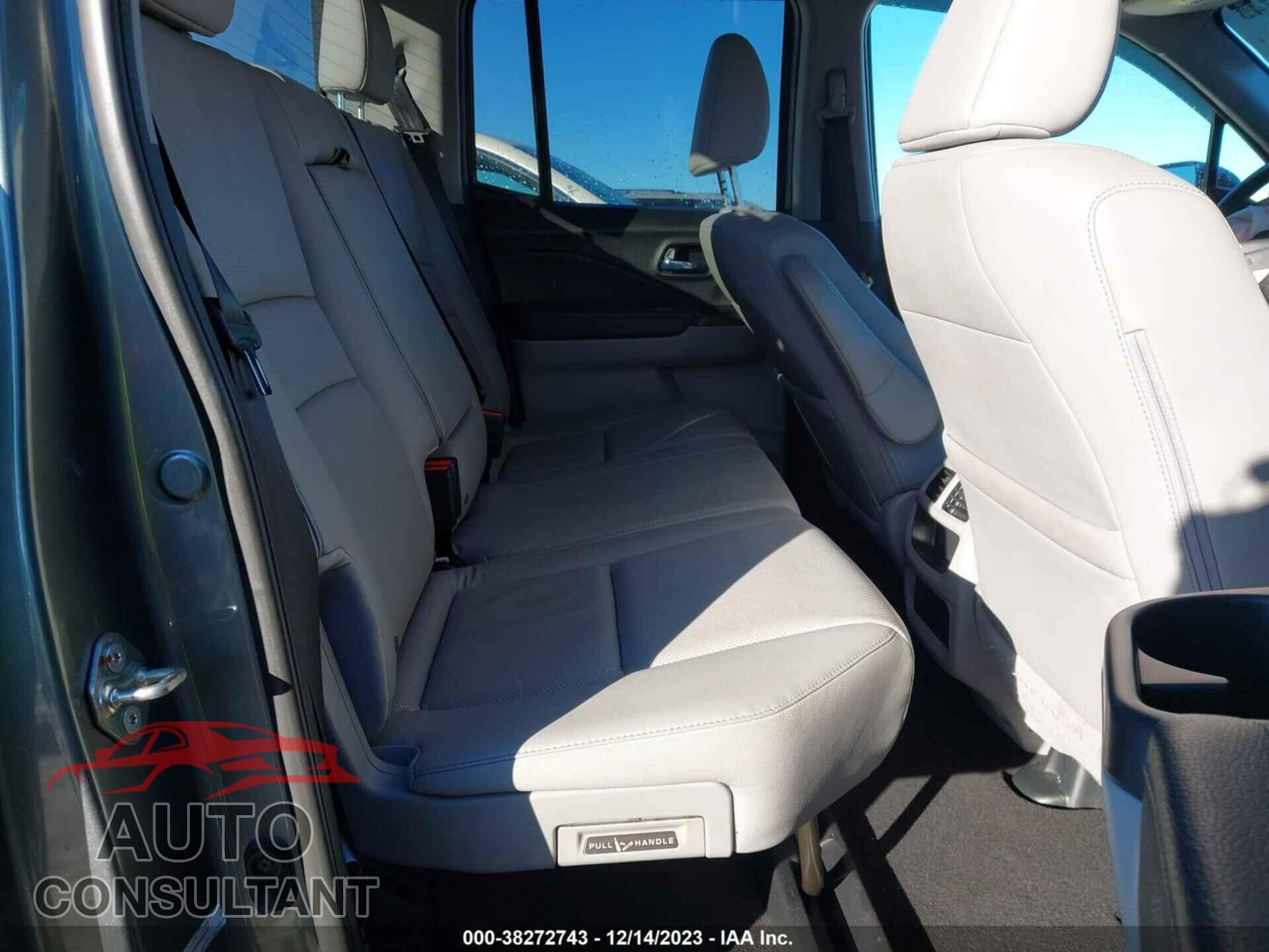 HONDA RIDGELINE 2017 - 5FPYK2F65HB009270