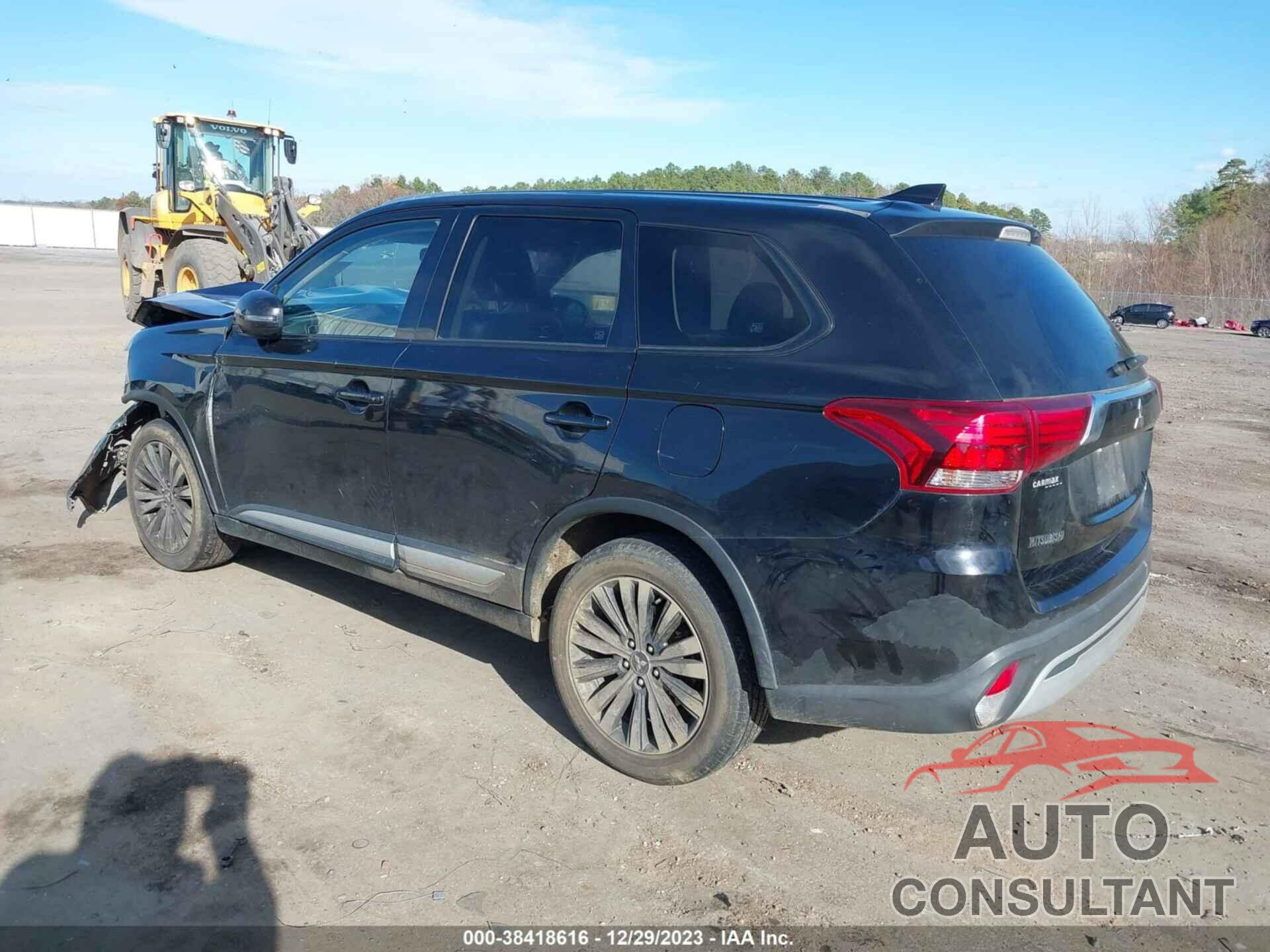 MITSUBISHI OUTLANDER 2019 - JA4AZ3A31KZ041752