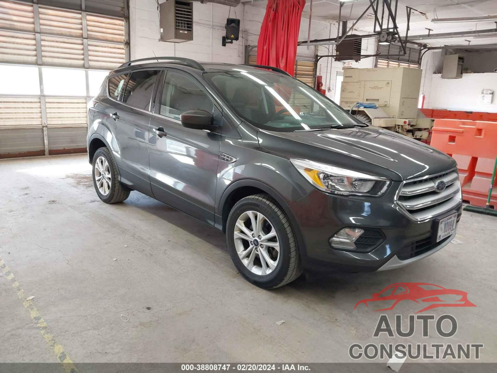 FORD ESCAPE 2018 - 1FMCU9GD4JUD08485