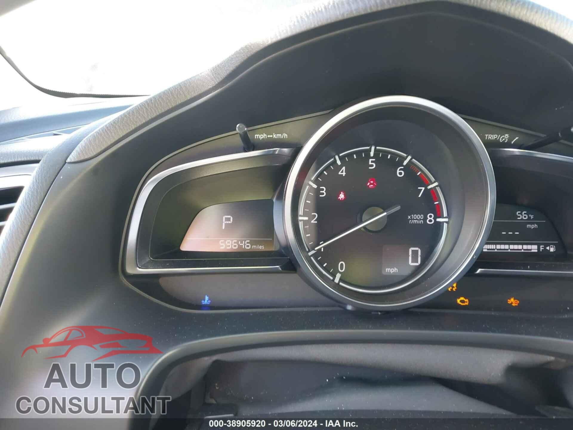 MAZDA 3 2018 - 3MZBN1M34JM166344