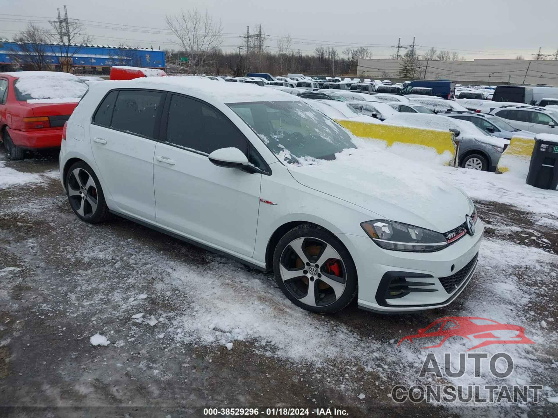 VOLKSWAGEN GOLF GTI 2018 - 3VW547AU2JM290659