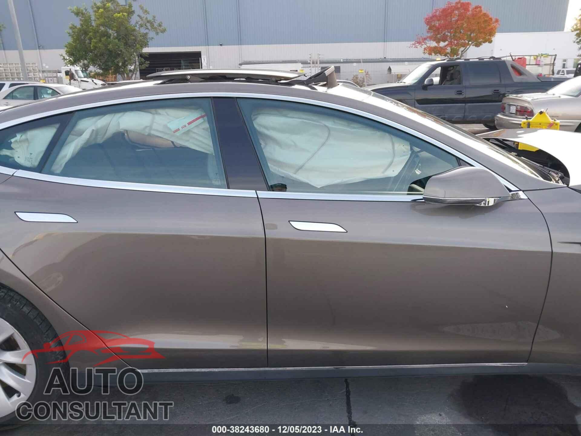 TESLA MODEL S 2016 - 5YJSA1E22GF133683