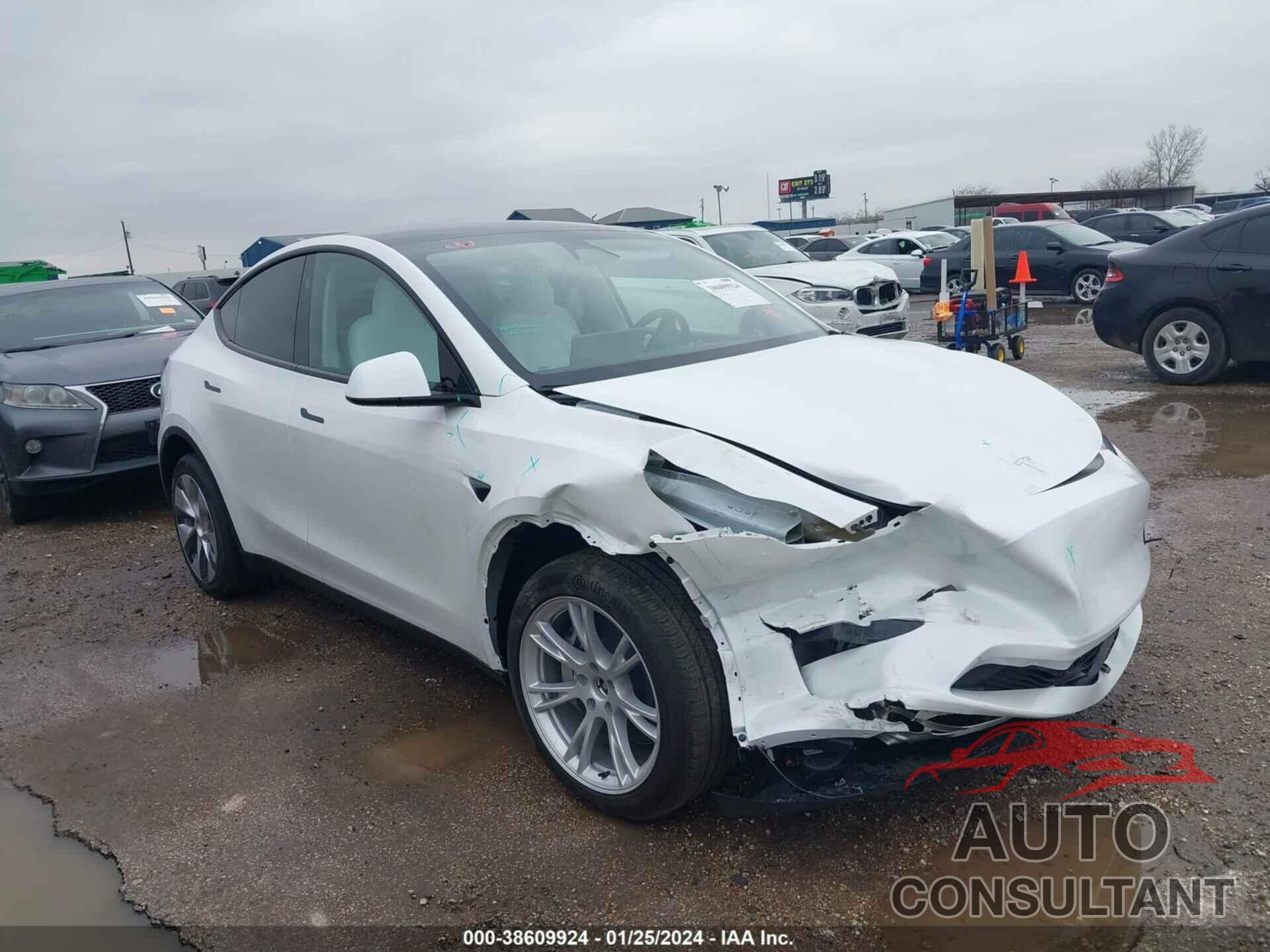 TESLA MODEL Y 2023 - 7SAYGDEE0PF883493