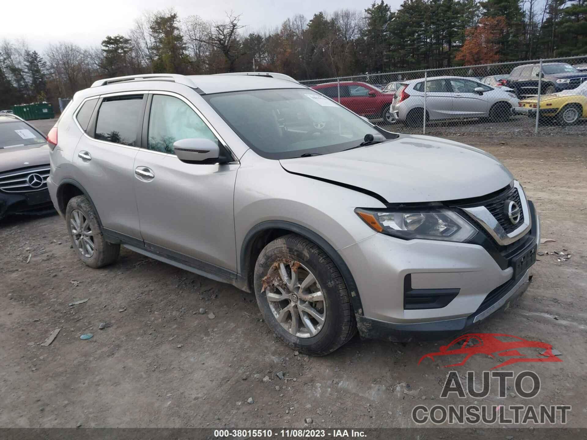 NISSAN ROGUE 2017 - KNMAT2MV6HP537357