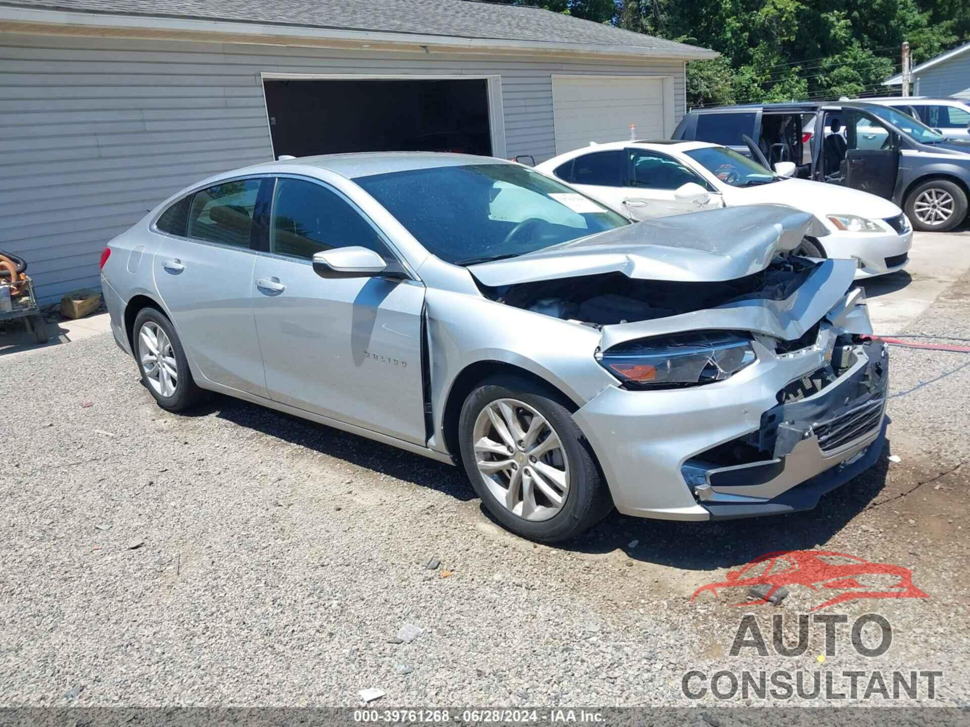 CHEVROLET MALIBU 2018 - 1G1ZD5ST1JF196893