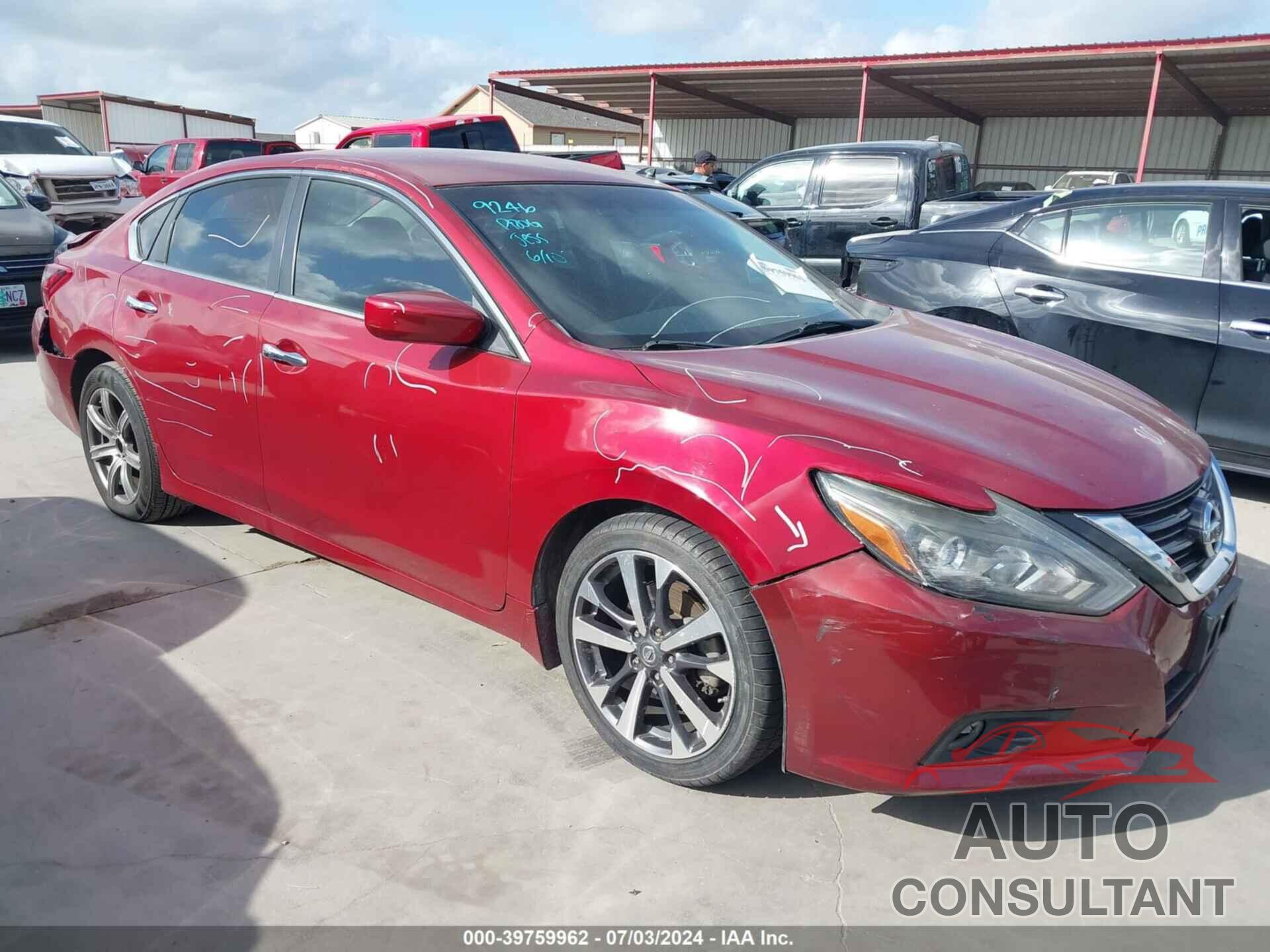 NISSAN ALTIMA 2017 - 1N4AL3AP0HN326524