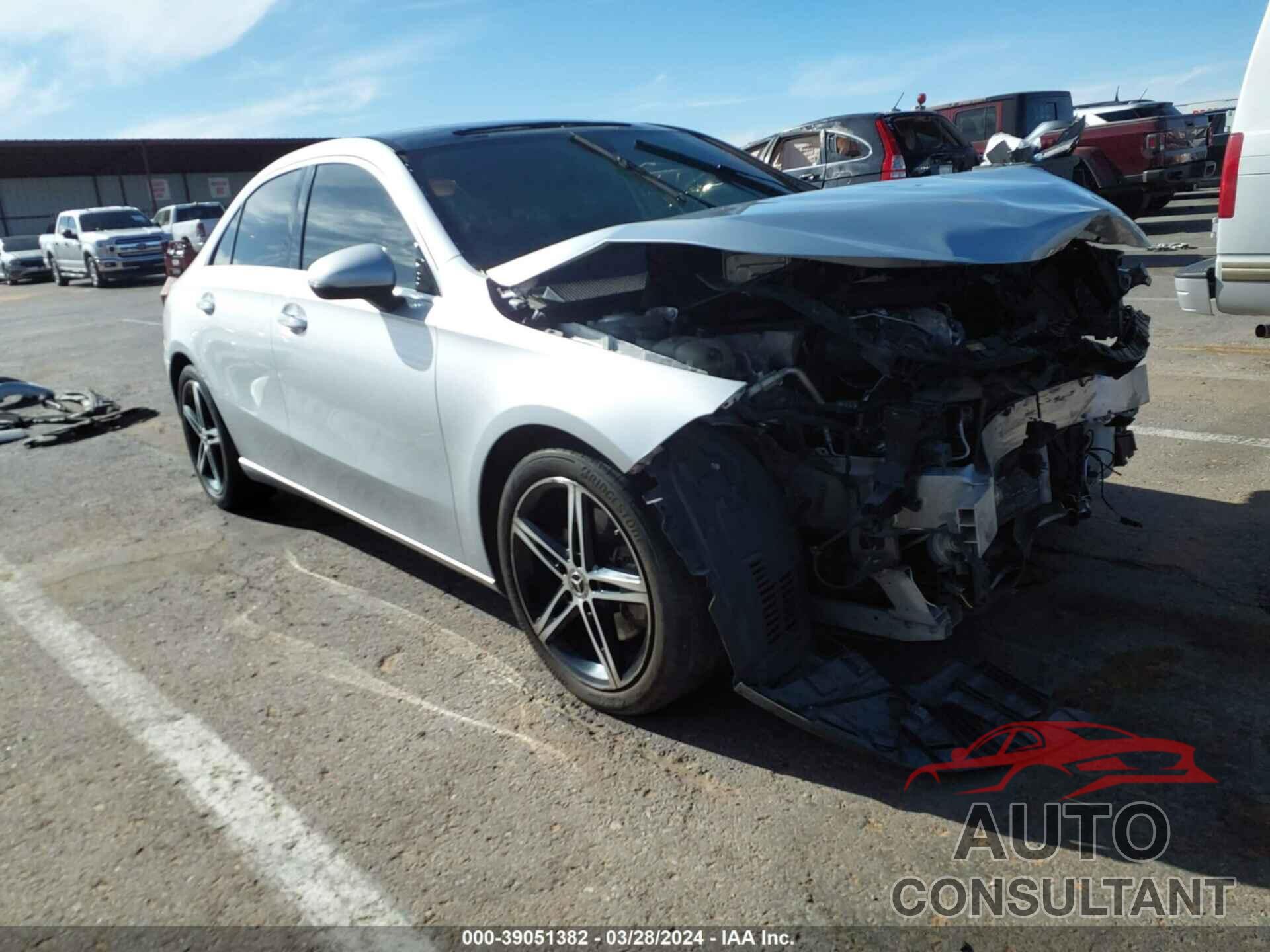 MERCEDES-BENZ A 220 2021 - W1K3G4EB9MJ316853