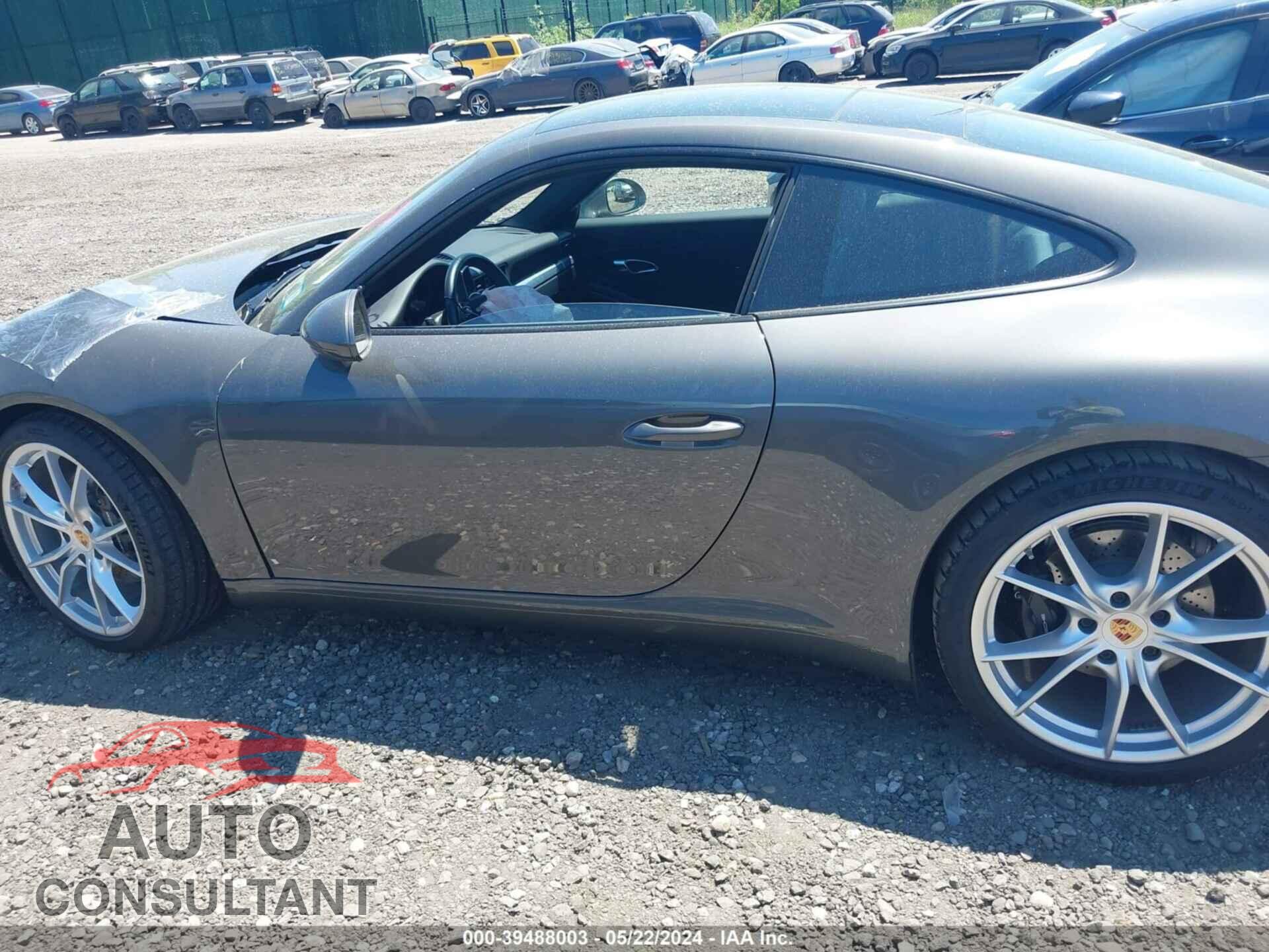 PORSCHE 911 2017 - WP0AA2A95HS106745