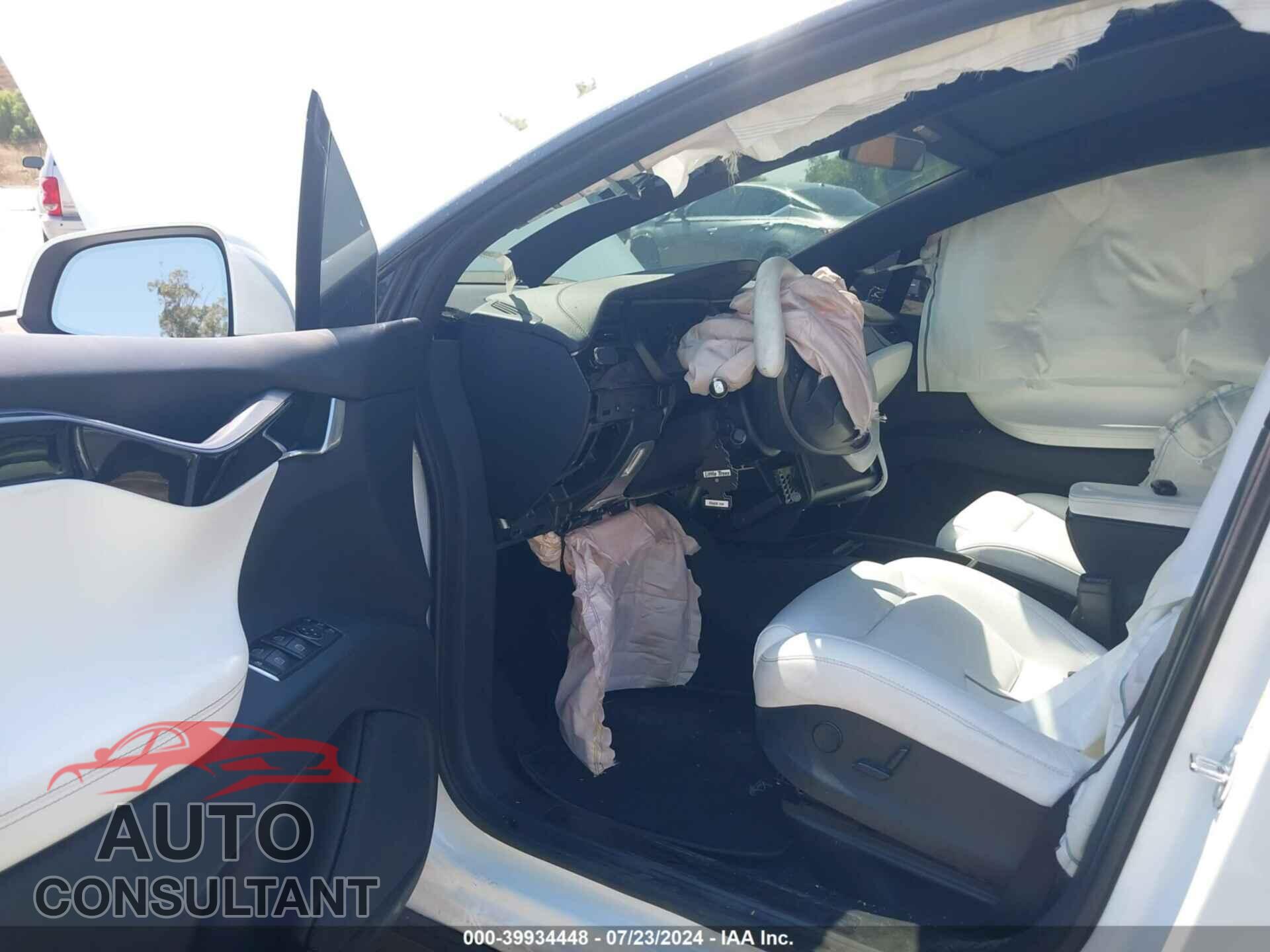 TESLA MODEL X 2019 - 5YJXCDE29KF207773