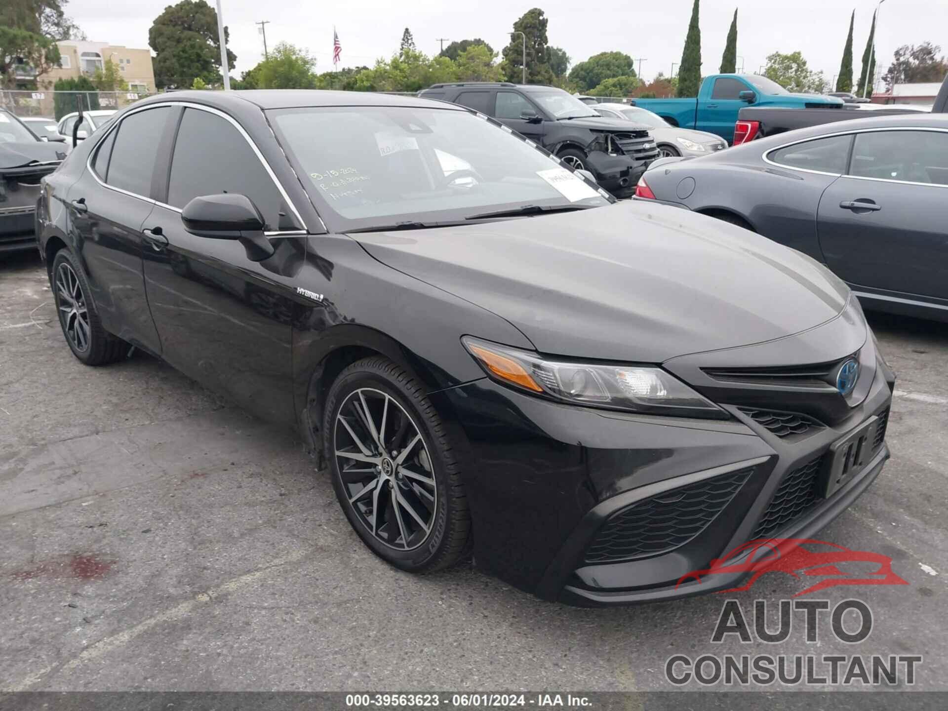 TOYOTA CAMRY 2021 - 4T1G31AK7MU556294