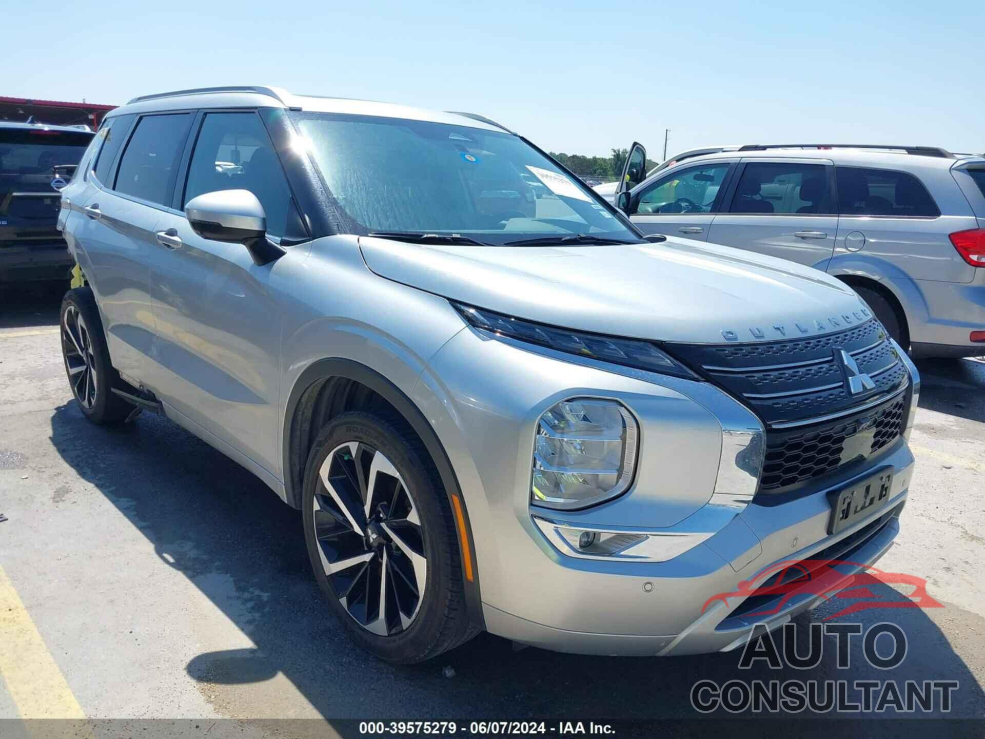 MITSUBISHI OUTLANDER 2022 - JA4J3VA89NZ075600