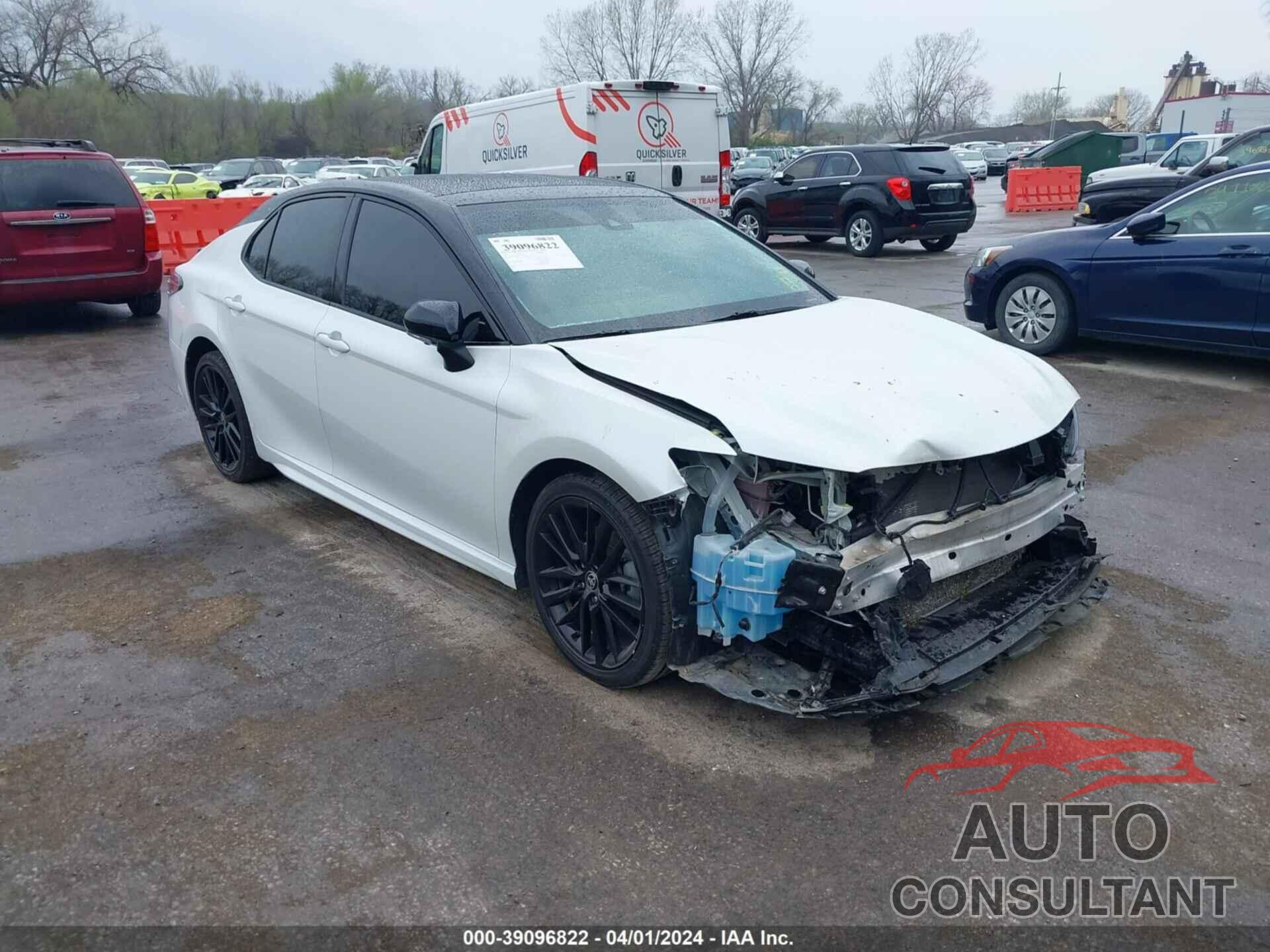 TOYOTA CAMRY 2022 - 4T1KZ1AK0NU060618