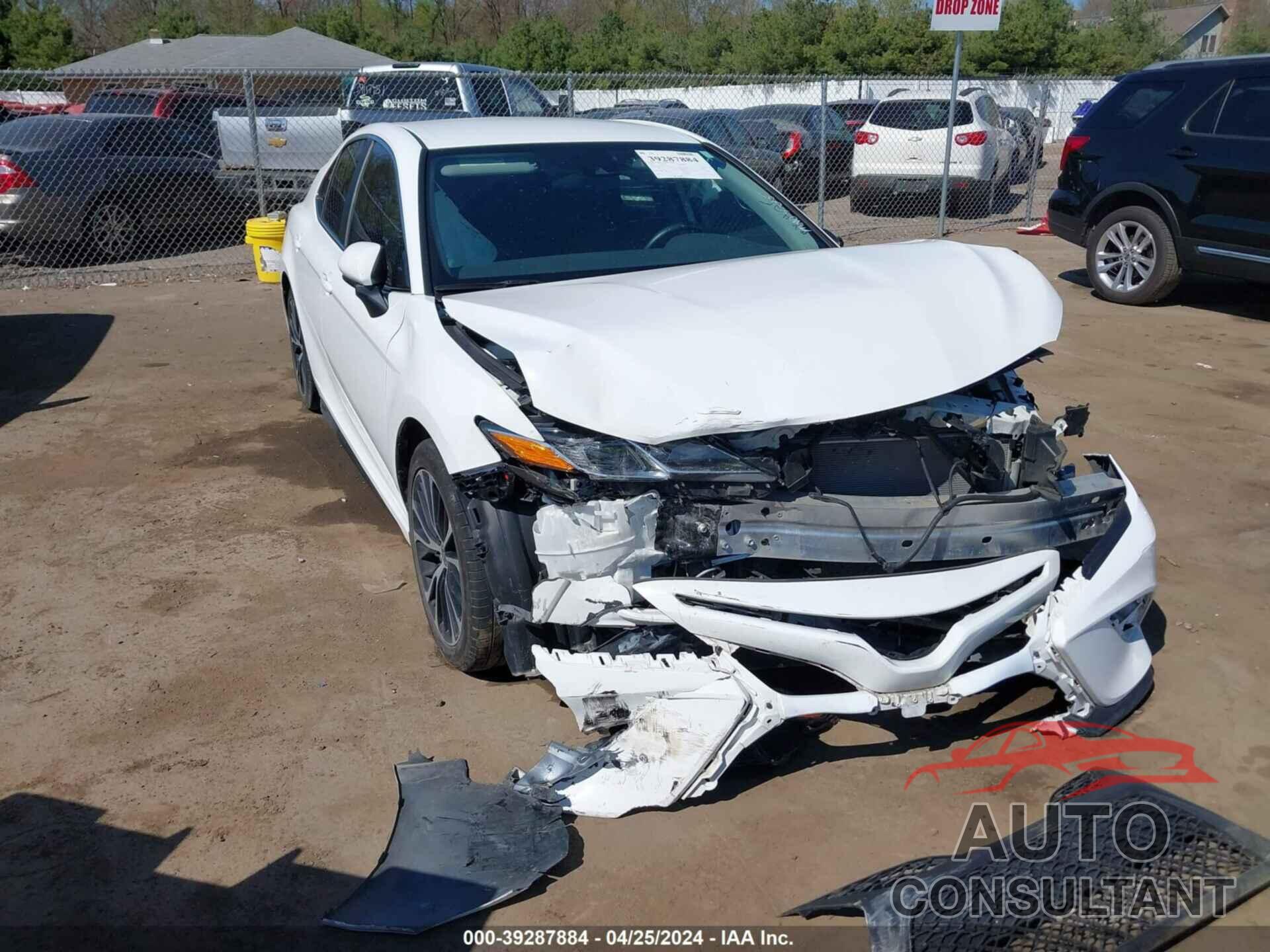 TOYOTA CAMRY 2020 - 4T1G11AK1LU967792