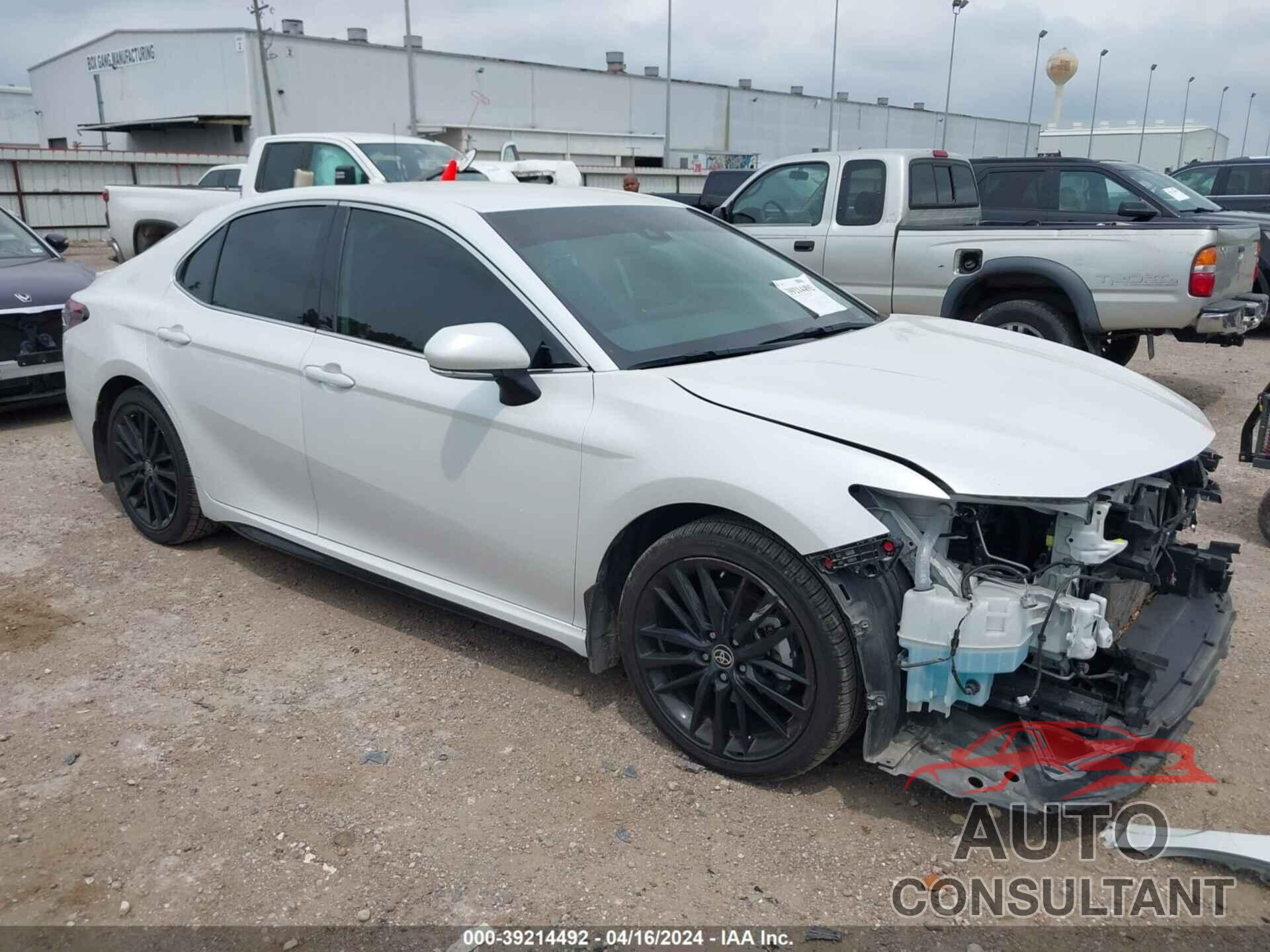 TOYOTA CAMRY 2023 - 4T1K61AK7PU100687