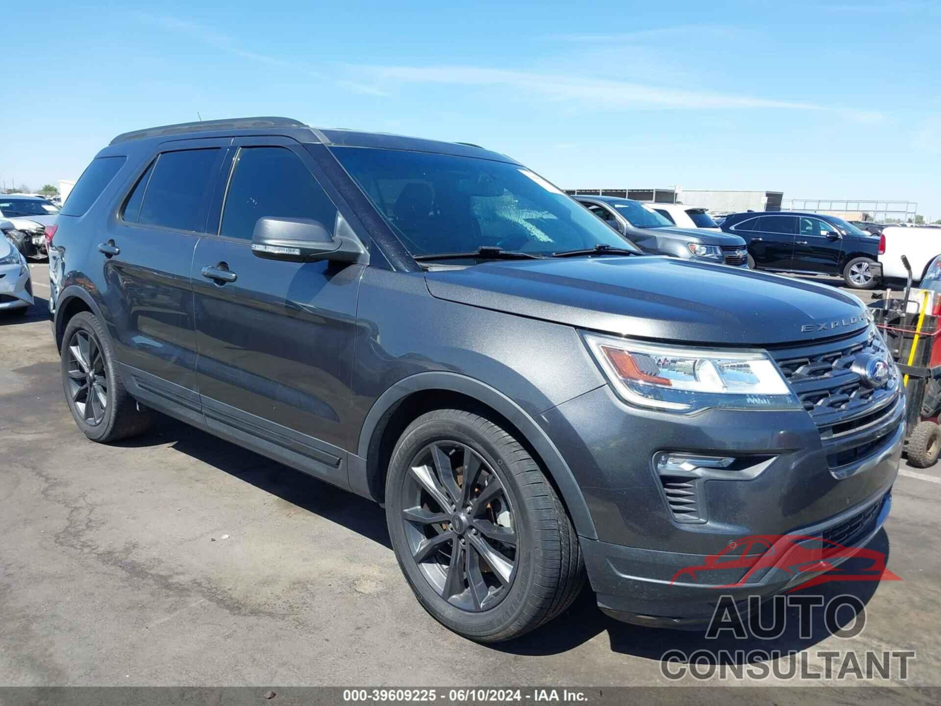 FORD EXPLORER 2018 - 1FM5K7D87JGB18219