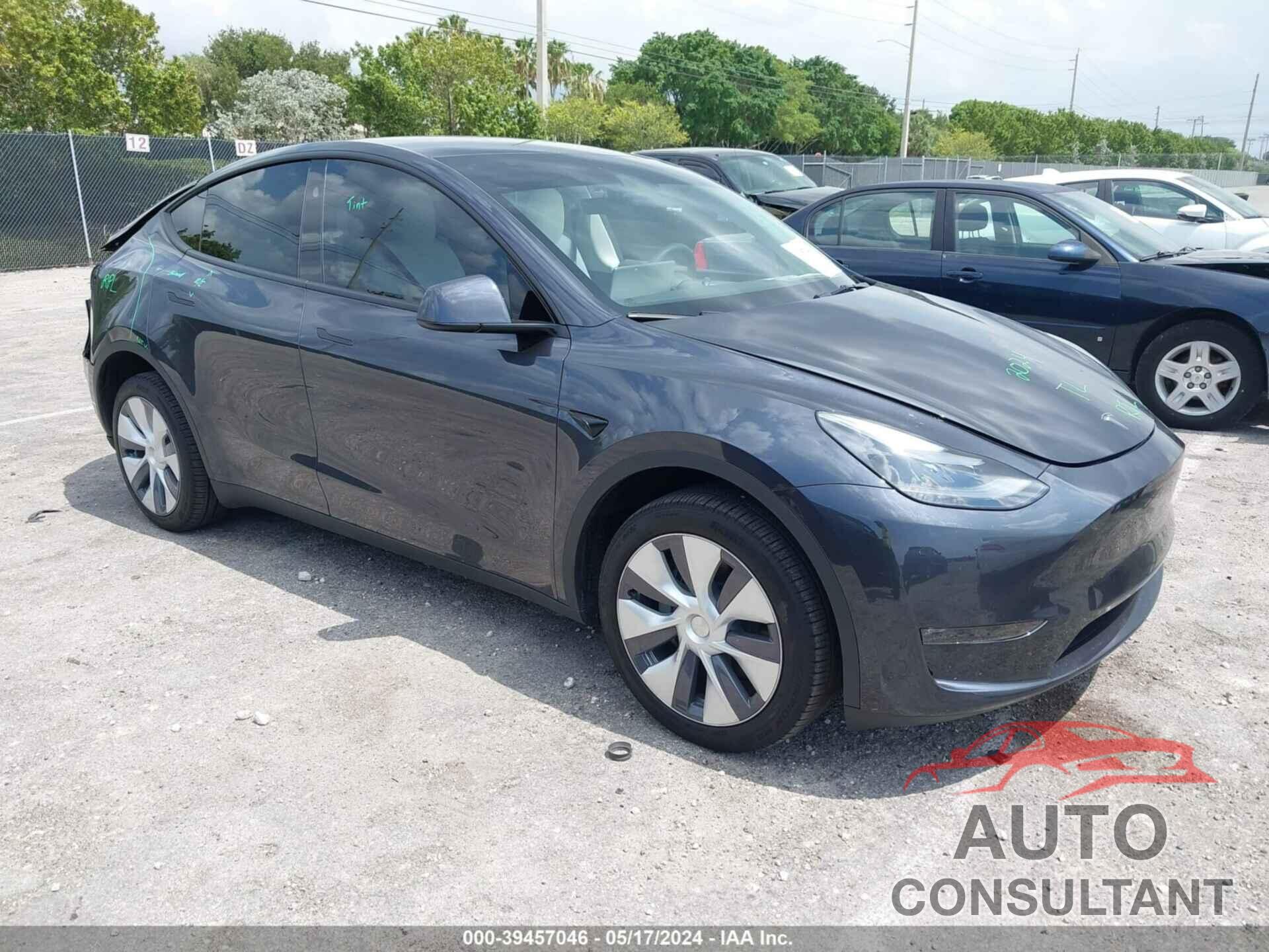 TESLA MODEL Y 2024 - 7SAYGDEE8RA247548