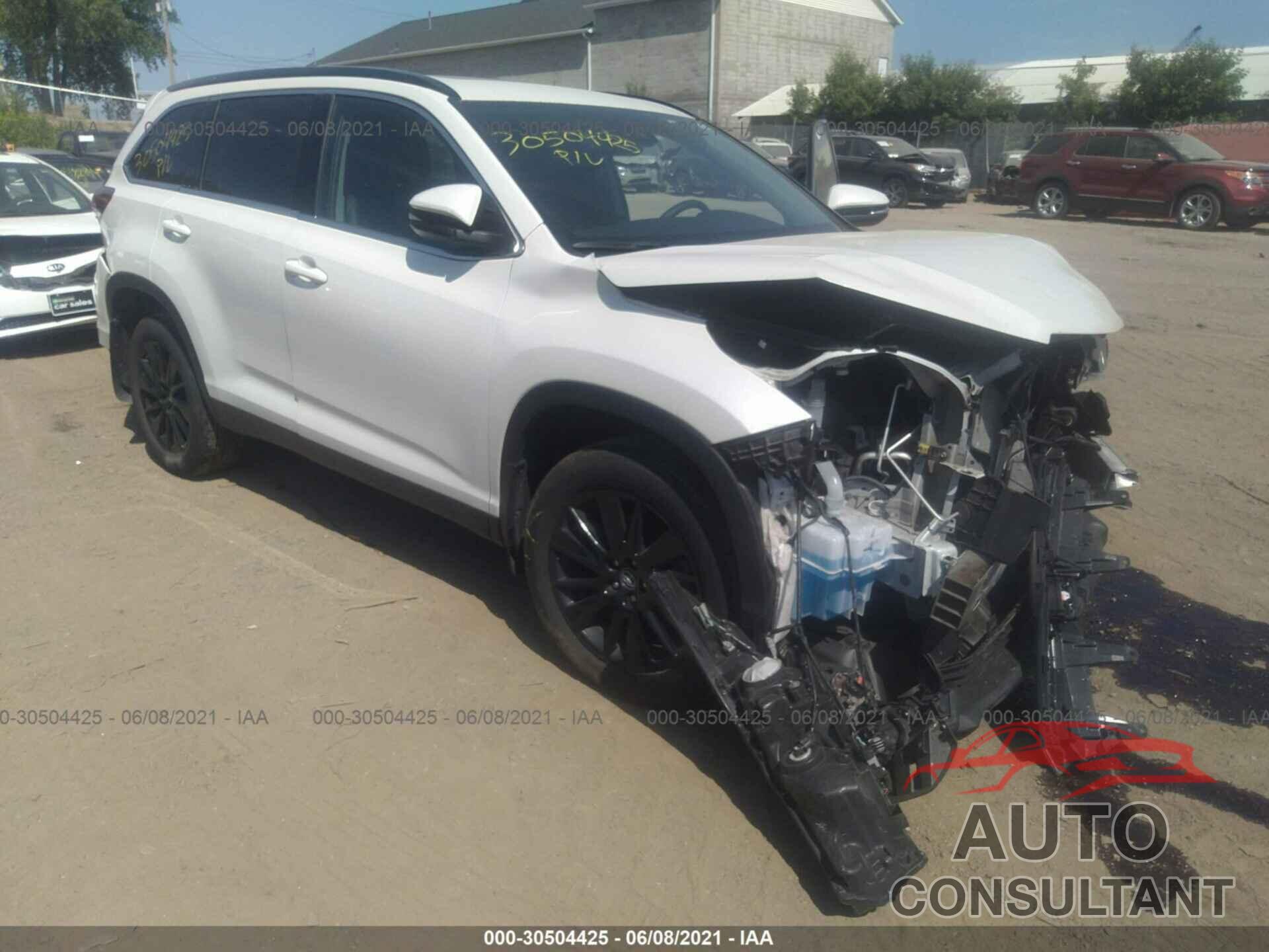 TOYOTA HIGHLANDER 2019 - 5TDJZRFH9KS622768