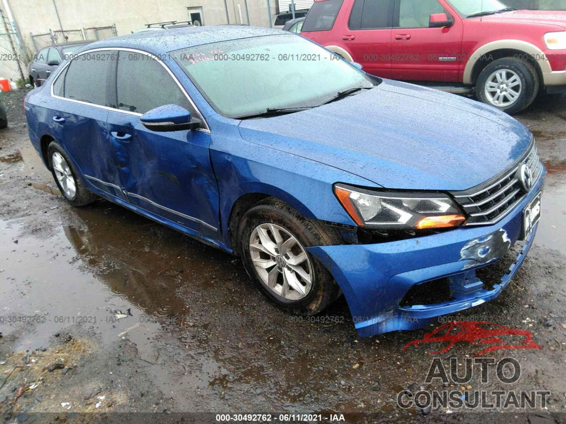 VOLKSWAGEN PASSAT 2016 - 1VWAT7A3XGC019481