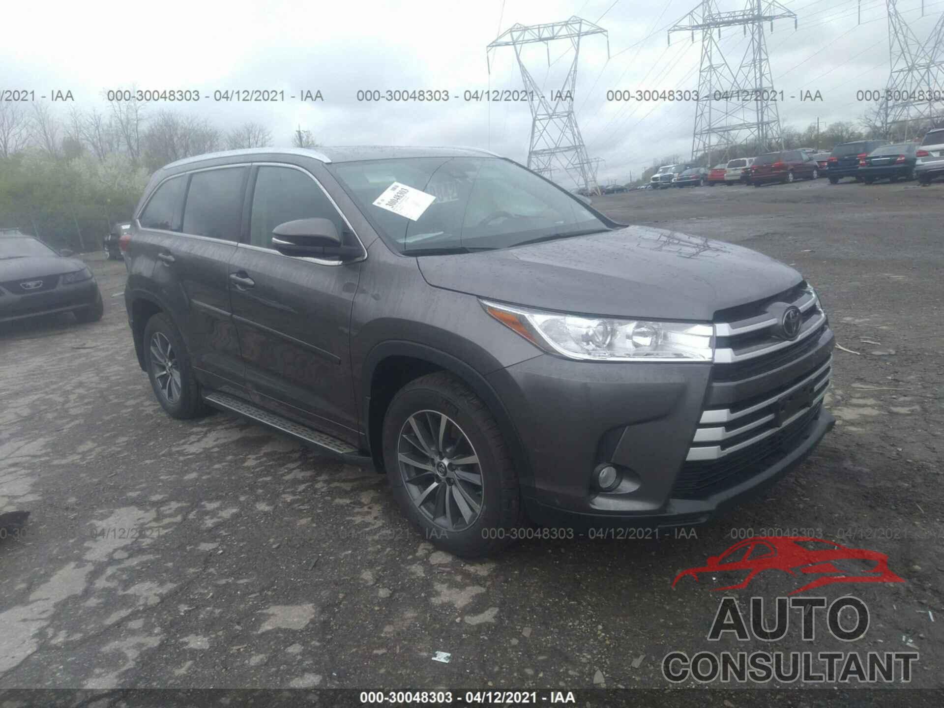 TOYOTA HIGHLANDER 2018 - 5TDJZRFH6JS809061