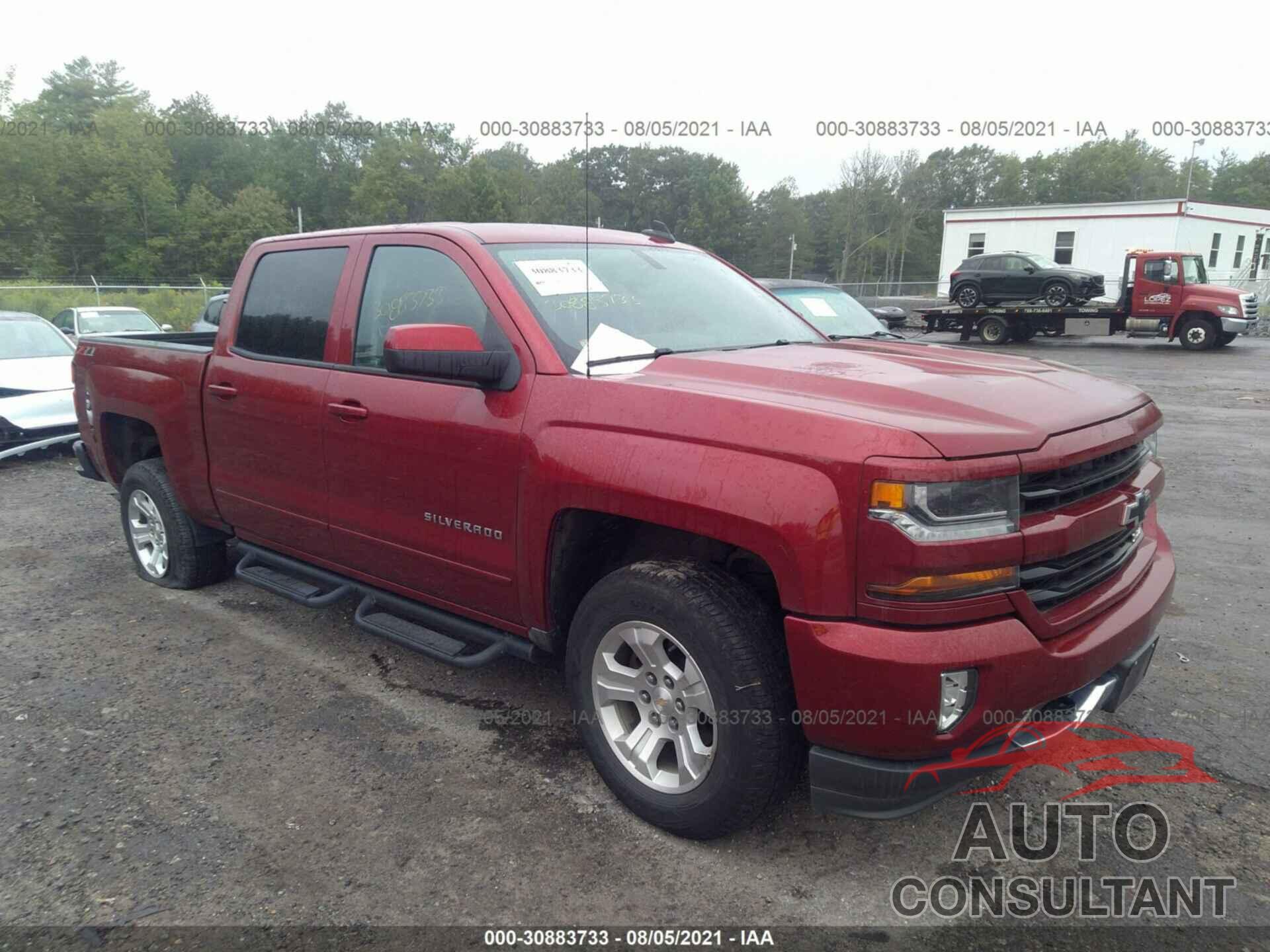CHEVROLET SILVERADO 1500 2018 - 3GCUKREC0JG611534