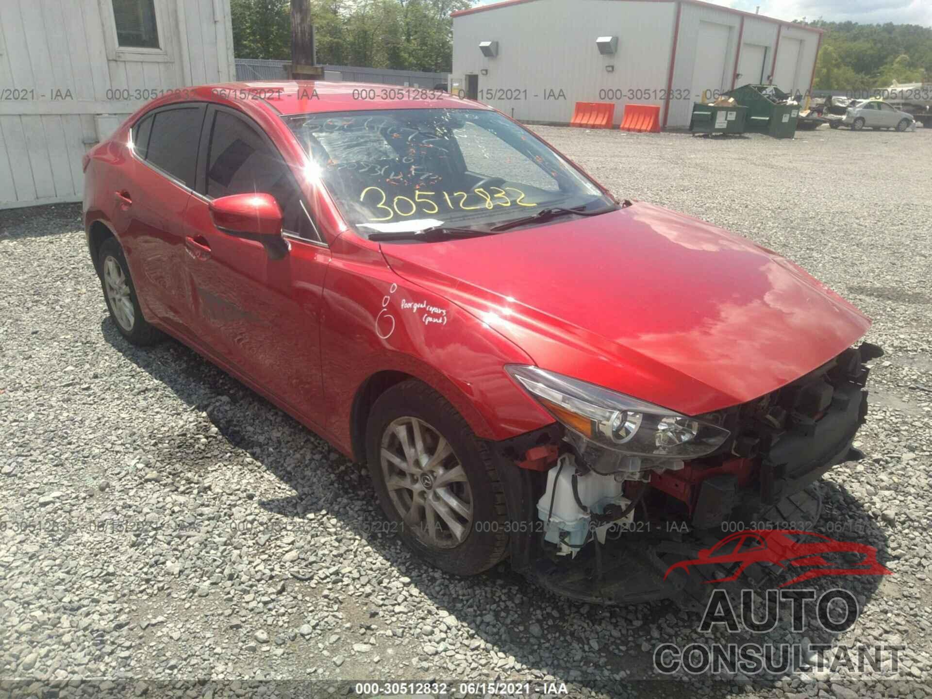 MAZDA MAZDA3 4-DOOR 2018 - 3MZBN1U71JM213879