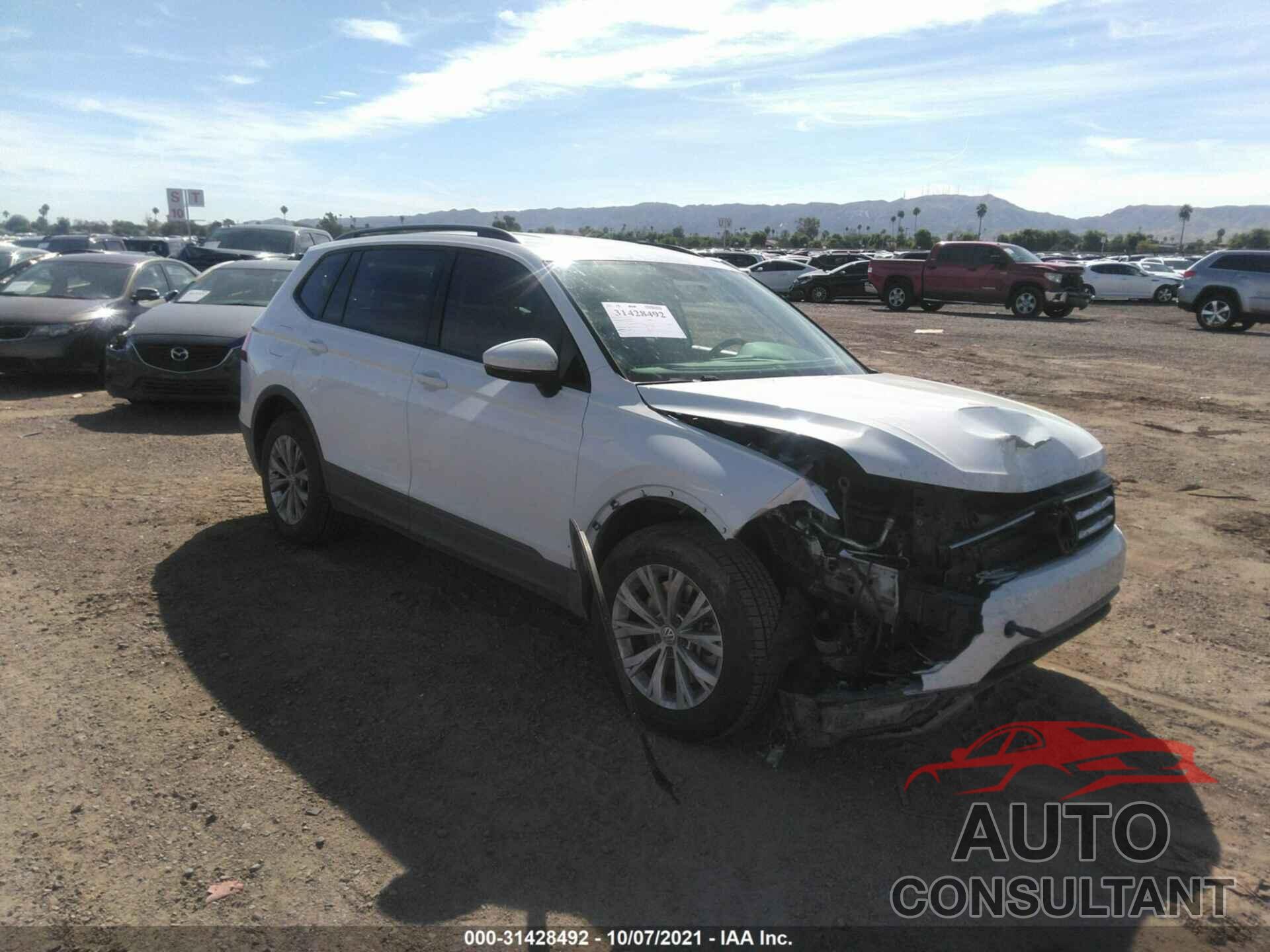 VOLKSWAGEN TIGUAN 2018 - 3VV1B7AX5JM032977