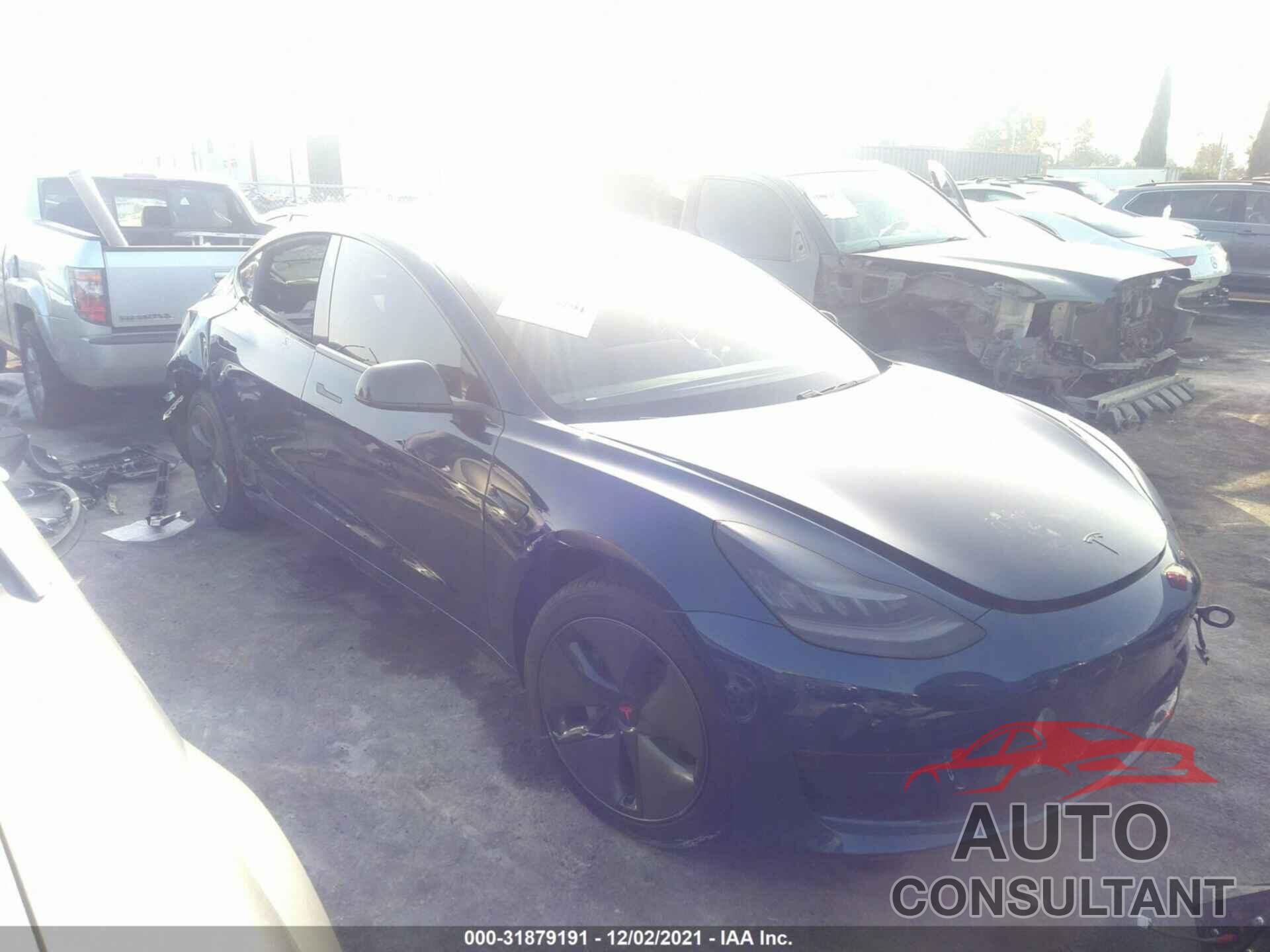 TESLA MODEL 3 2018 - 5YJ3E1EB5JF090215