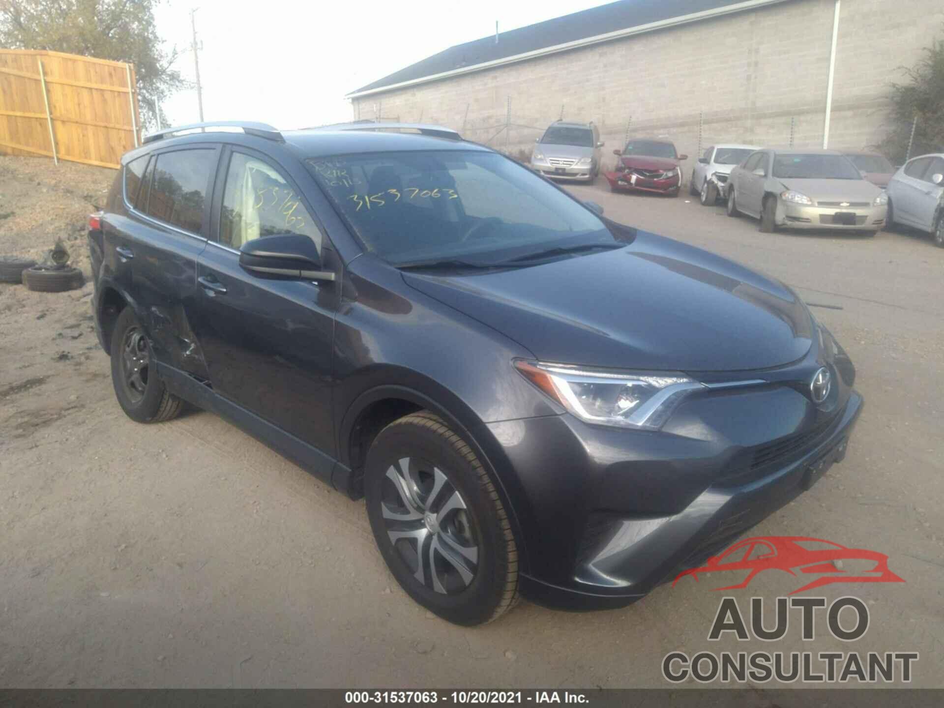 TOYOTA RAV4 2016 - JTMBFREV0GJ093235