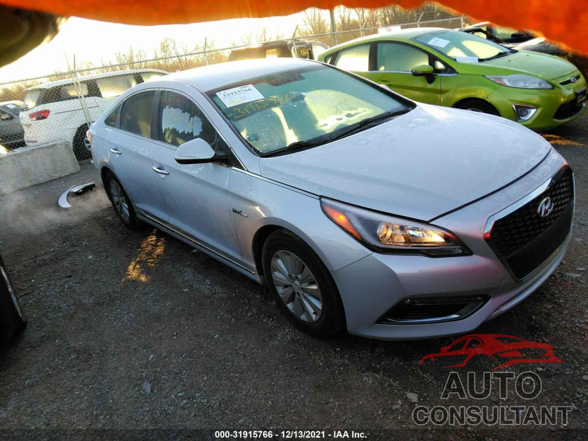 HYUNDAI SONATA HYBRID 2016 - KMHE24L15GA030509