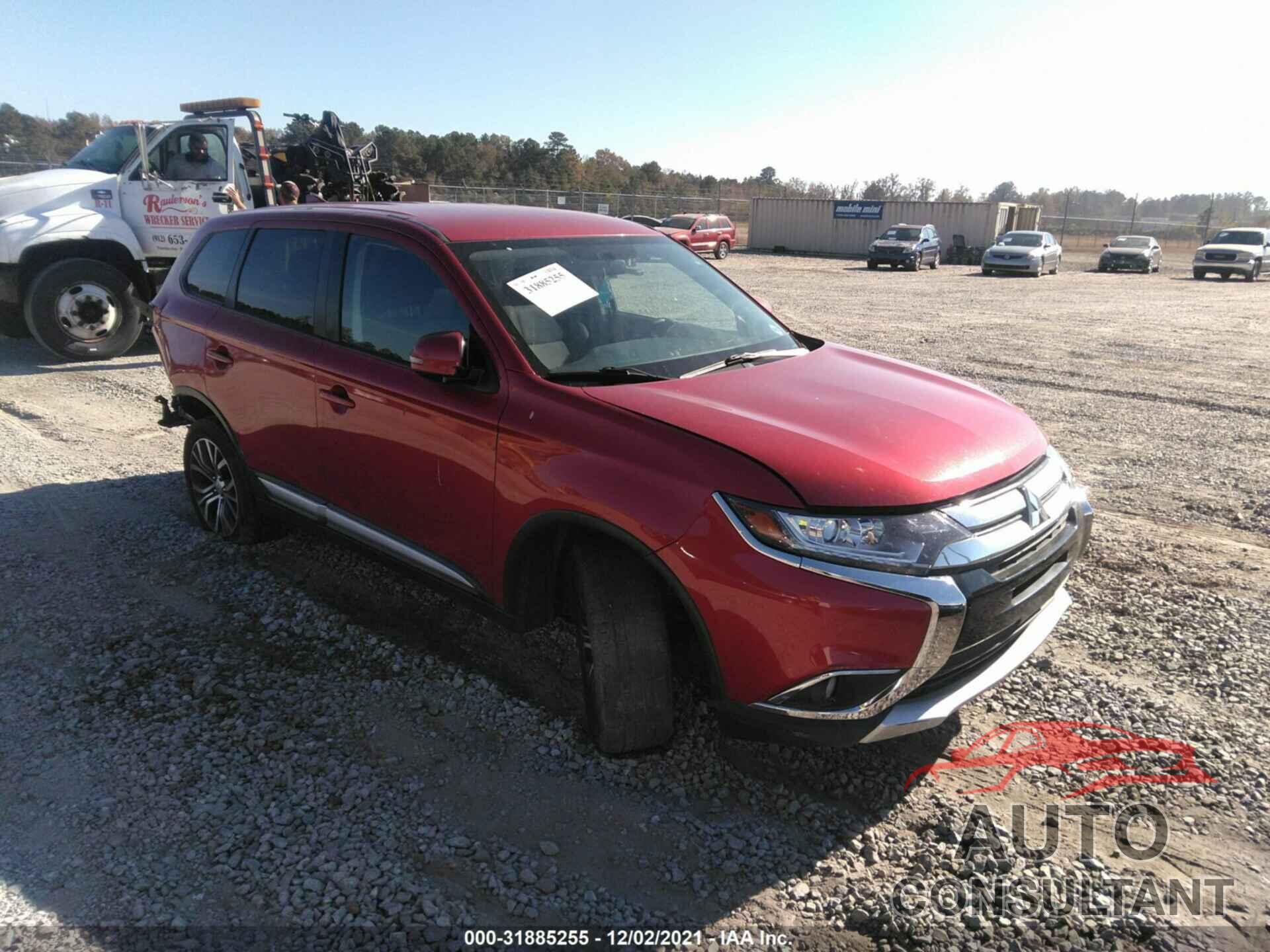MITSUBISHI OUTLANDER 2018 - JA4AD3A35JZ033005